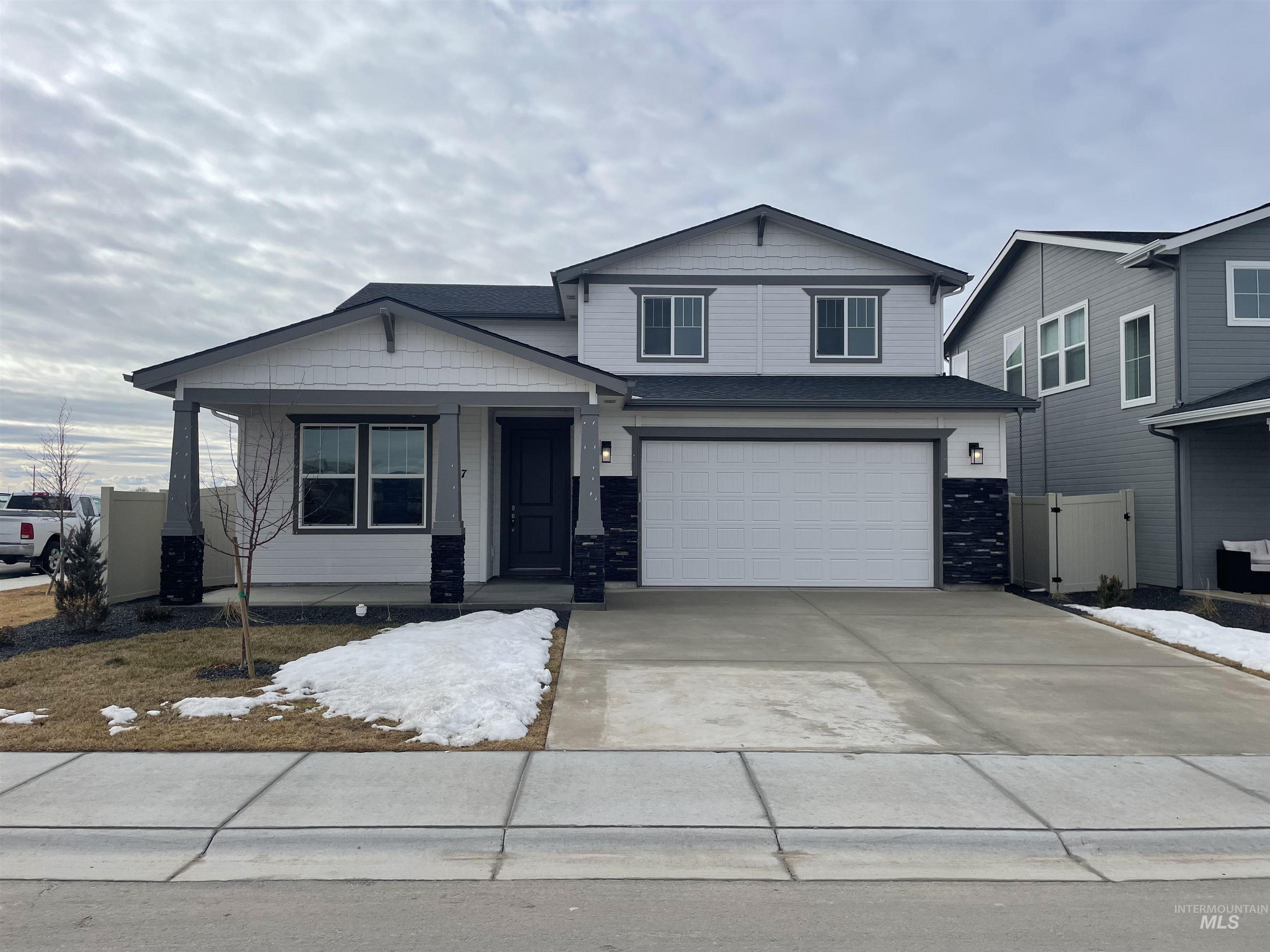 5801 N Artic Point Ave, Meridian, Idaho 83646, 4 Bedrooms, 2.5 Bathrooms, Residential For Sale, Price $583,990, 98962310