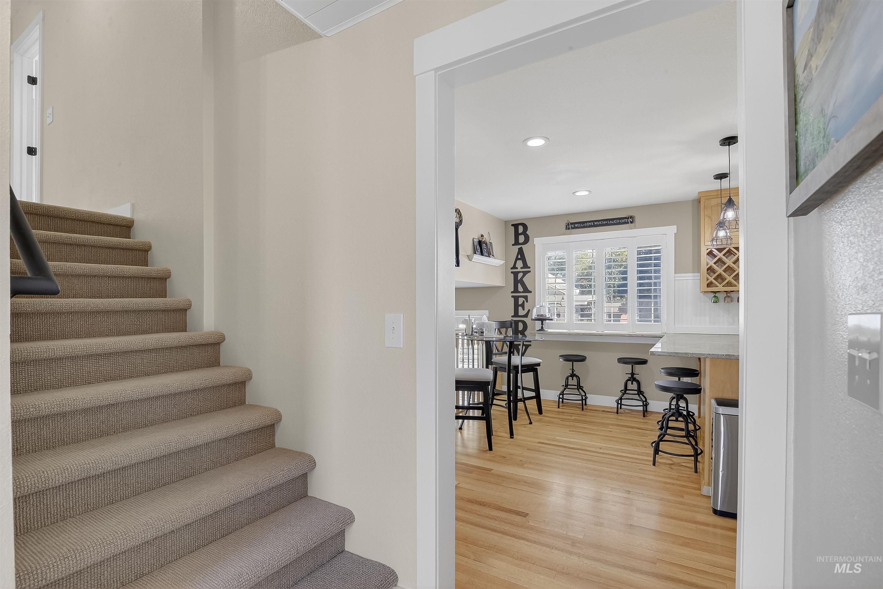 2335 Valleyview Ct., Clarkston, Washington 99403, 3 Bedrooms, 2.5 Bathrooms, Residential For Sale, Price $639,000, 98962321