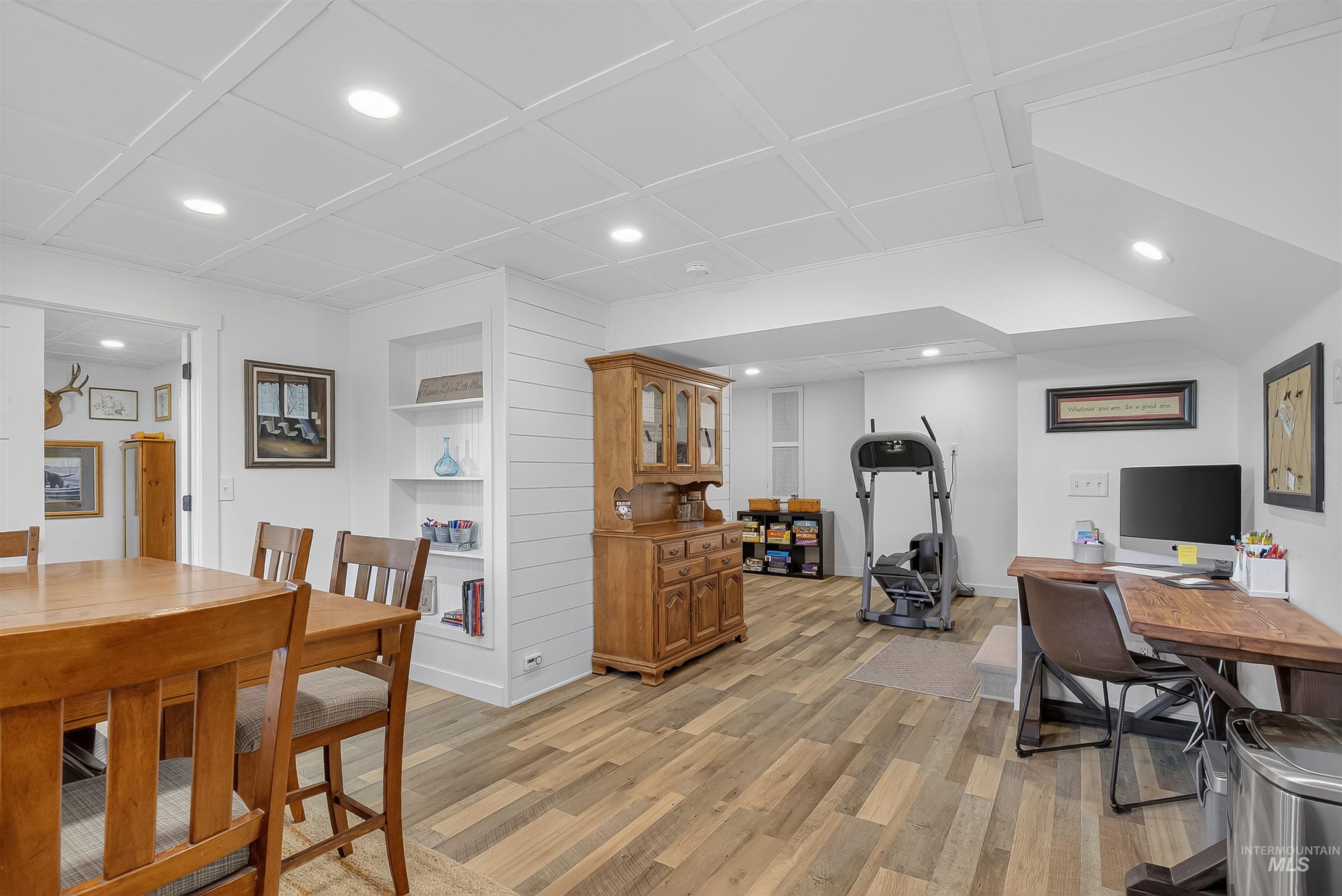 2335 Valleyview Ct., Clarkston, Washington 99403, 3 Bedrooms, 2.5 Bathrooms, Residential For Sale, Price $639,000, 98962321