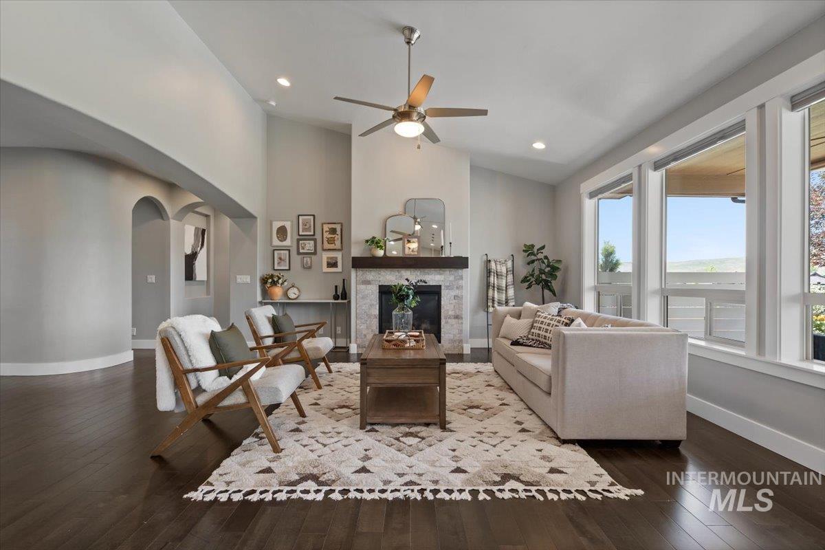 18611 N Silver Tree Way, Eagle, Idaho 83714, 3 Bedrooms, 2.5 Bathrooms, Residential For Sale, Price $749,900, 98962327