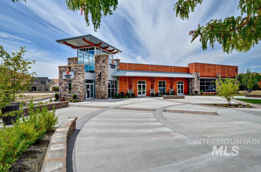 18611 N Silver Tree Way, Eagle, Idaho 83714, 3 Bedrooms, 2.5 Bathrooms, Residential For Sale, Price $749,900, 98962327