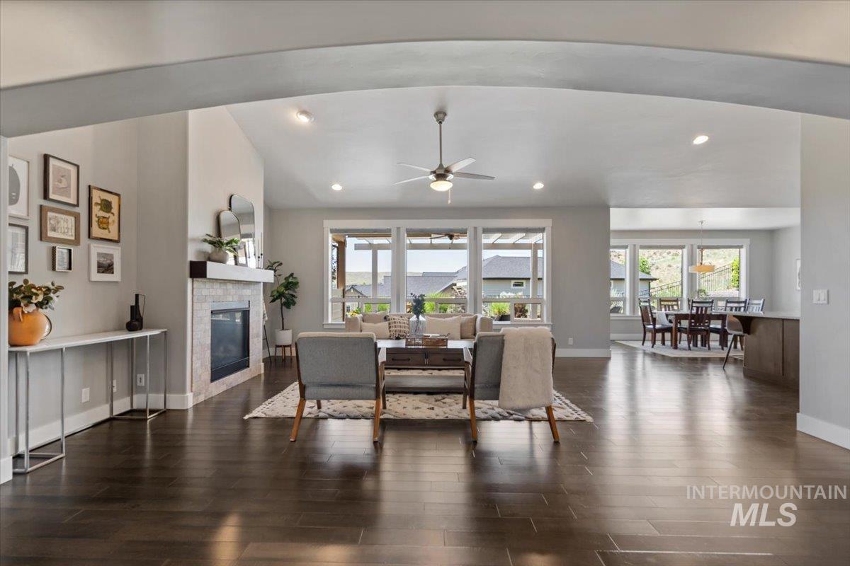 18611 N Silver Tree Way, Eagle, Idaho 83714, 3 Bedrooms, 2.5 Bathrooms, Residential For Sale, Price $749,900, 98962327