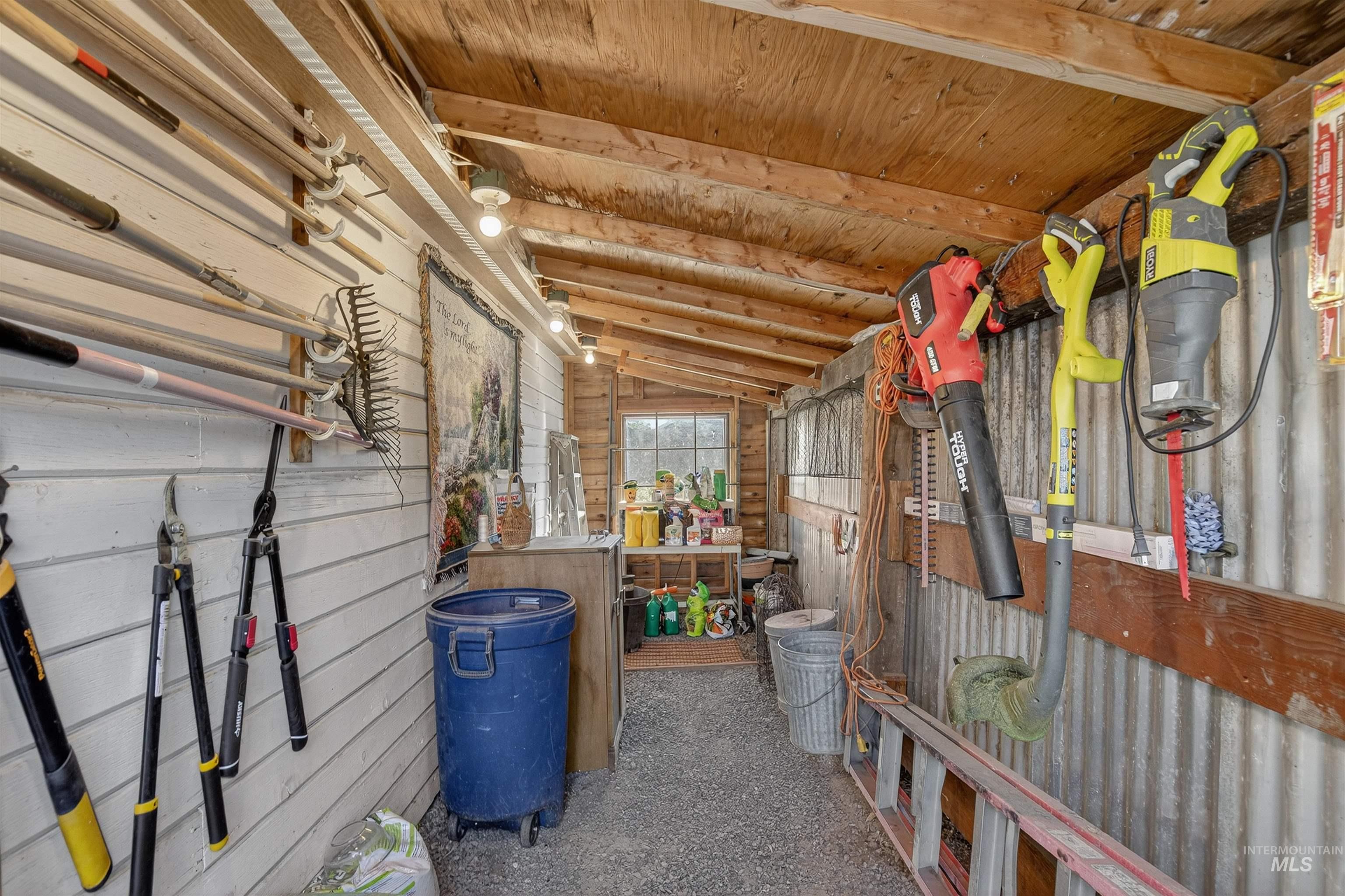 715 8th St, Clarkston, Washington 99403, 3 Bedrooms, 3 Bathrooms, Residential For Sale, Price $360,000, 98962339