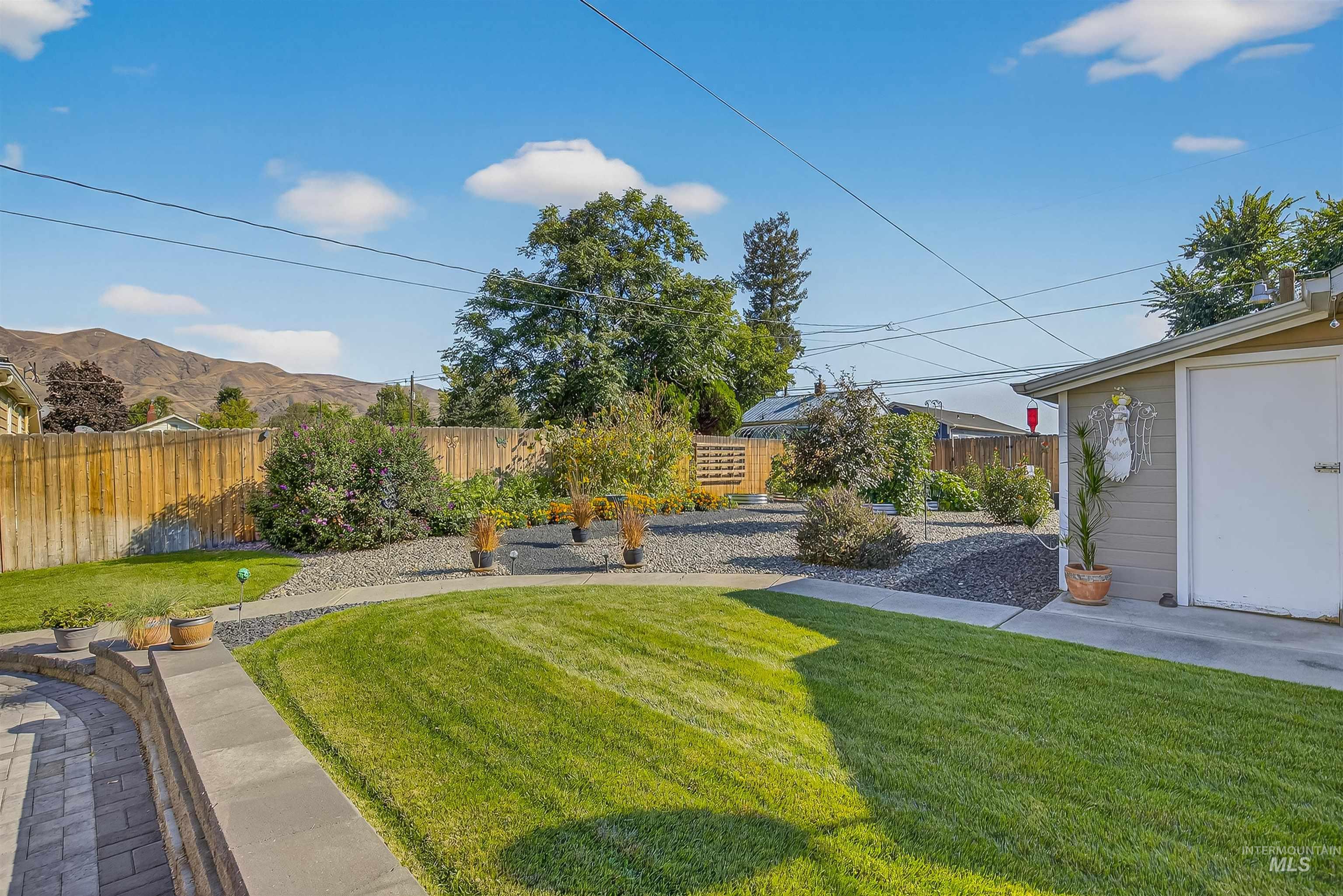 715 8th St, Clarkston, Washington 99403, 3 Bedrooms, 3 Bathrooms, Residential For Sale, Price $360,000, 98962339
