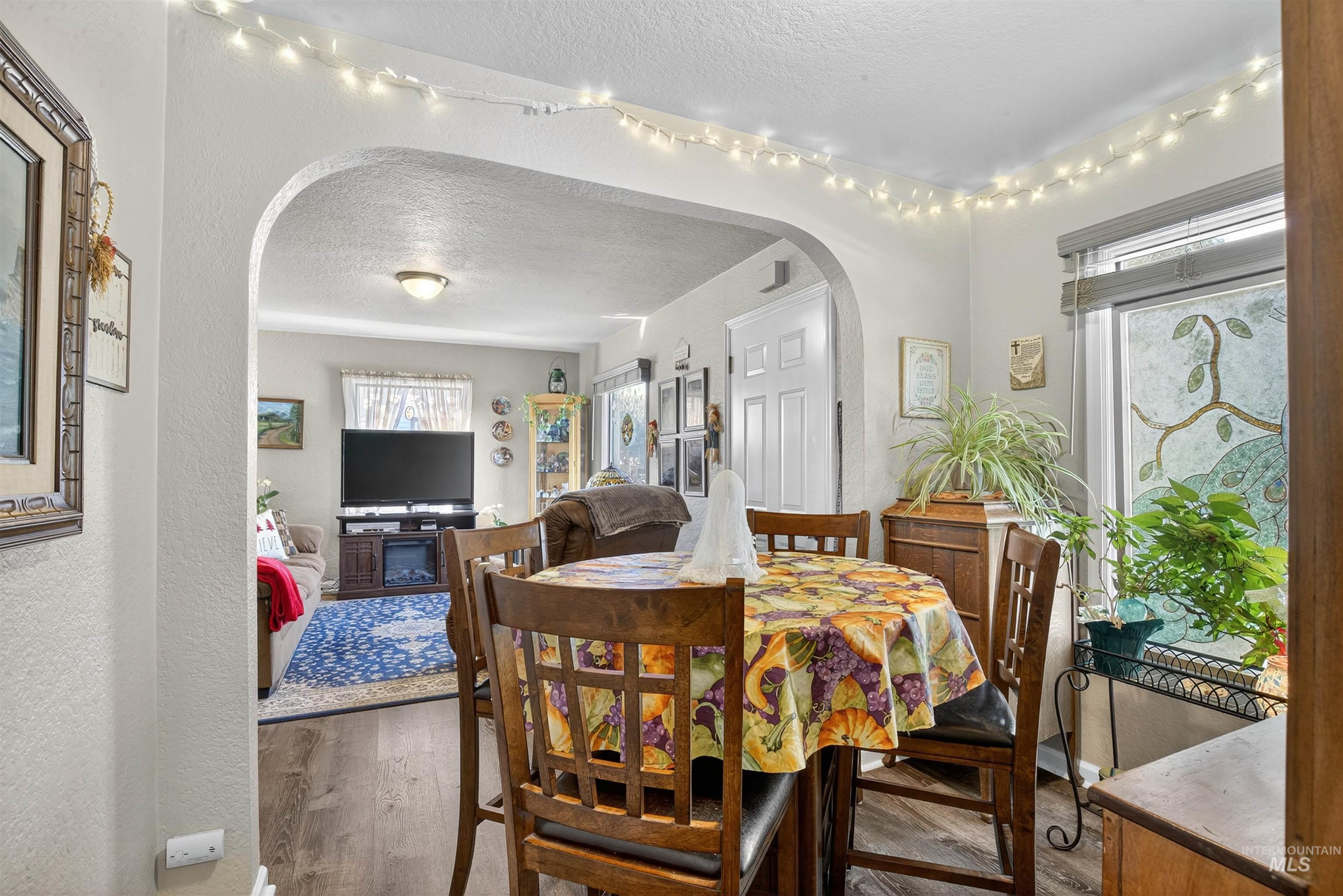 715 8th St, Clarkston, Washington 99403, 3 Bedrooms, 3 Bathrooms, Residential For Sale, Price $360,000, 98962339