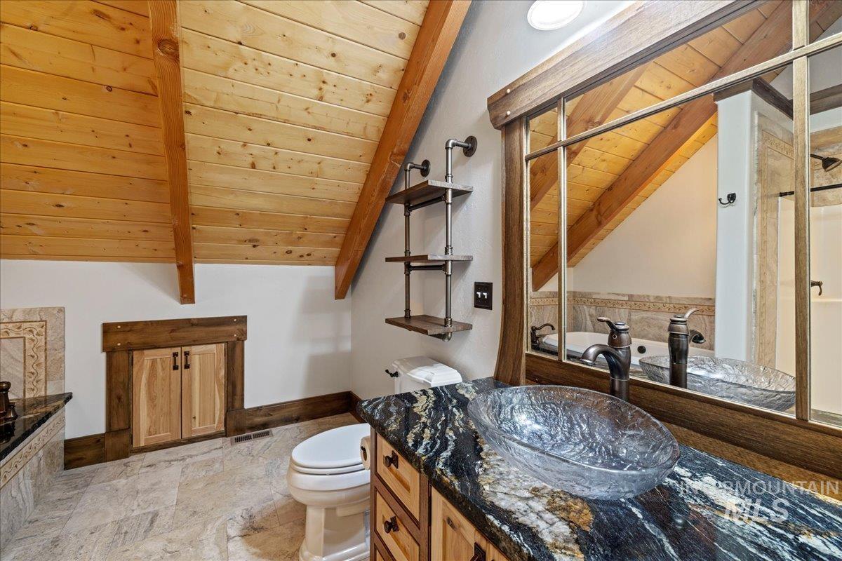 3277 Irma Ln, New Meadows, Idaho 83654-5075, 3 Bedrooms, 2 Bathrooms, Residential For Sale, Price $949,900, 98962342