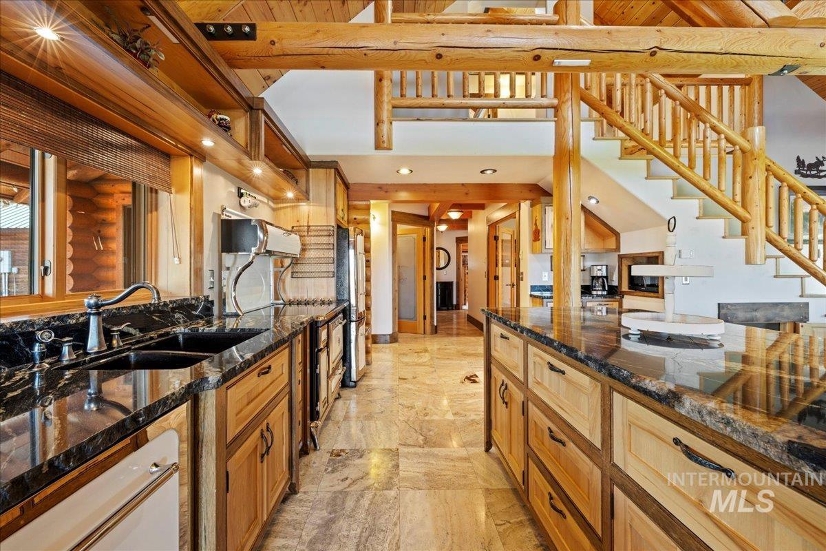 3277 Irma Ln, New Meadows, Idaho 83654-5075, 3 Bedrooms, 2 Bathrooms, Residential For Sale, Price $949,900, 98962342