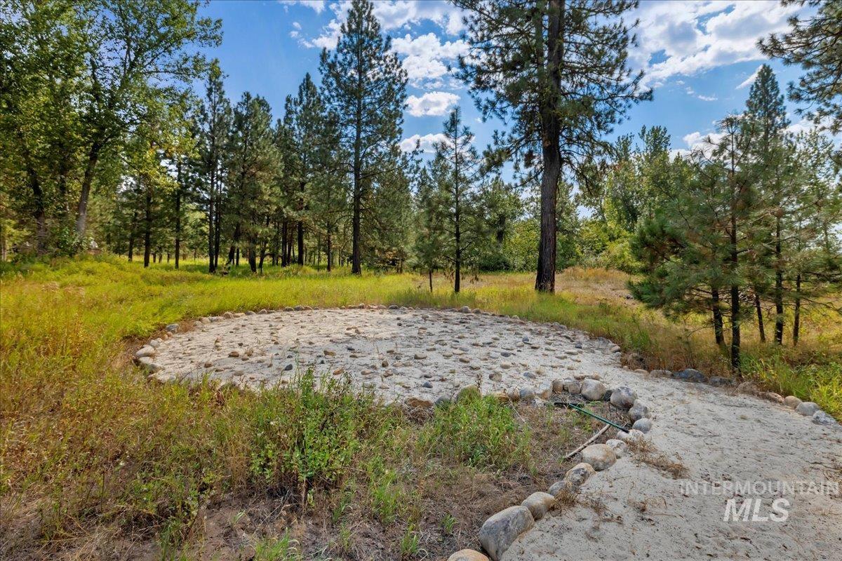 3277 Irma Ln, New Meadows, Idaho 83654-5075, 3 Bedrooms, 2 Bathrooms, Residential For Sale, Price $949,900, 98962342