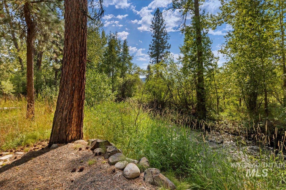 3277 Irma Ln, New Meadows, Idaho 83654-5075, 3 Bedrooms, 2 Bathrooms, Residential For Sale, Price $949,900, 98962342