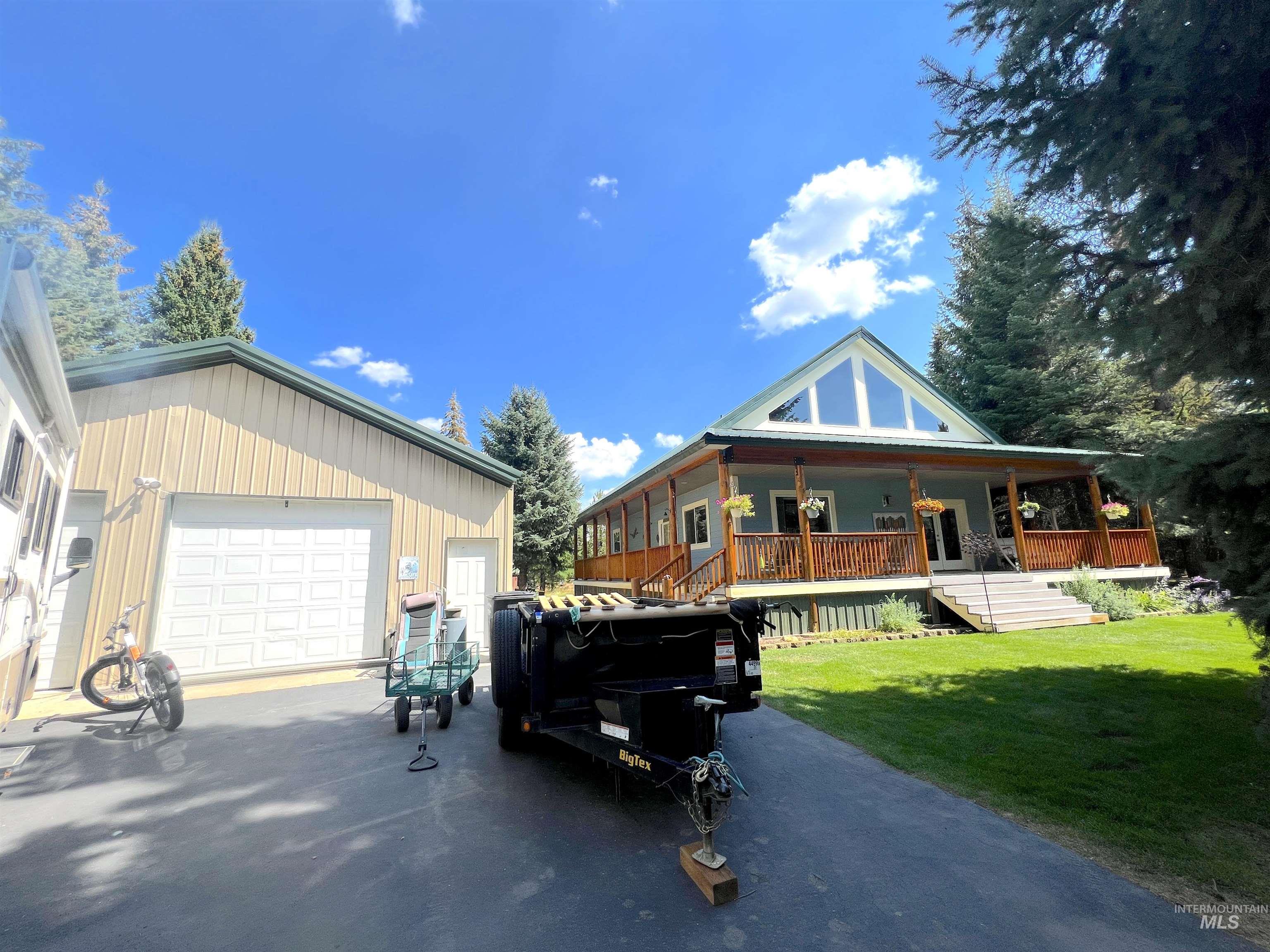 120 Forest Place, Donnelly, Idaho 83615, 3 Bedrooms, 4 Bathrooms, Residential For Sale, Price $920,000, 98962347
