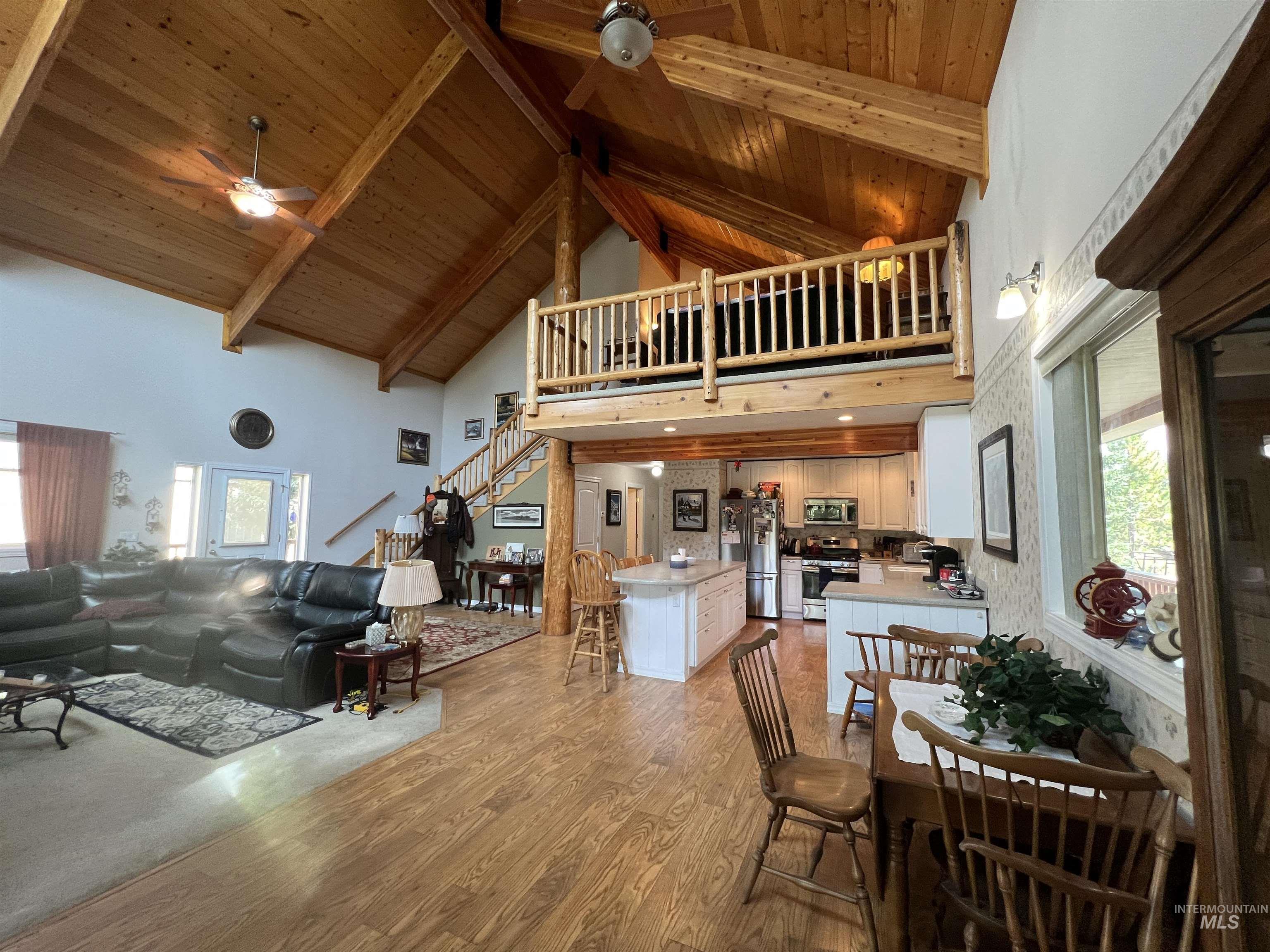 120 Forest Place, Donnelly, Idaho 83615, 3 Bedrooms, 4 Bathrooms, Residential For Sale, Price $920,000, 98962347