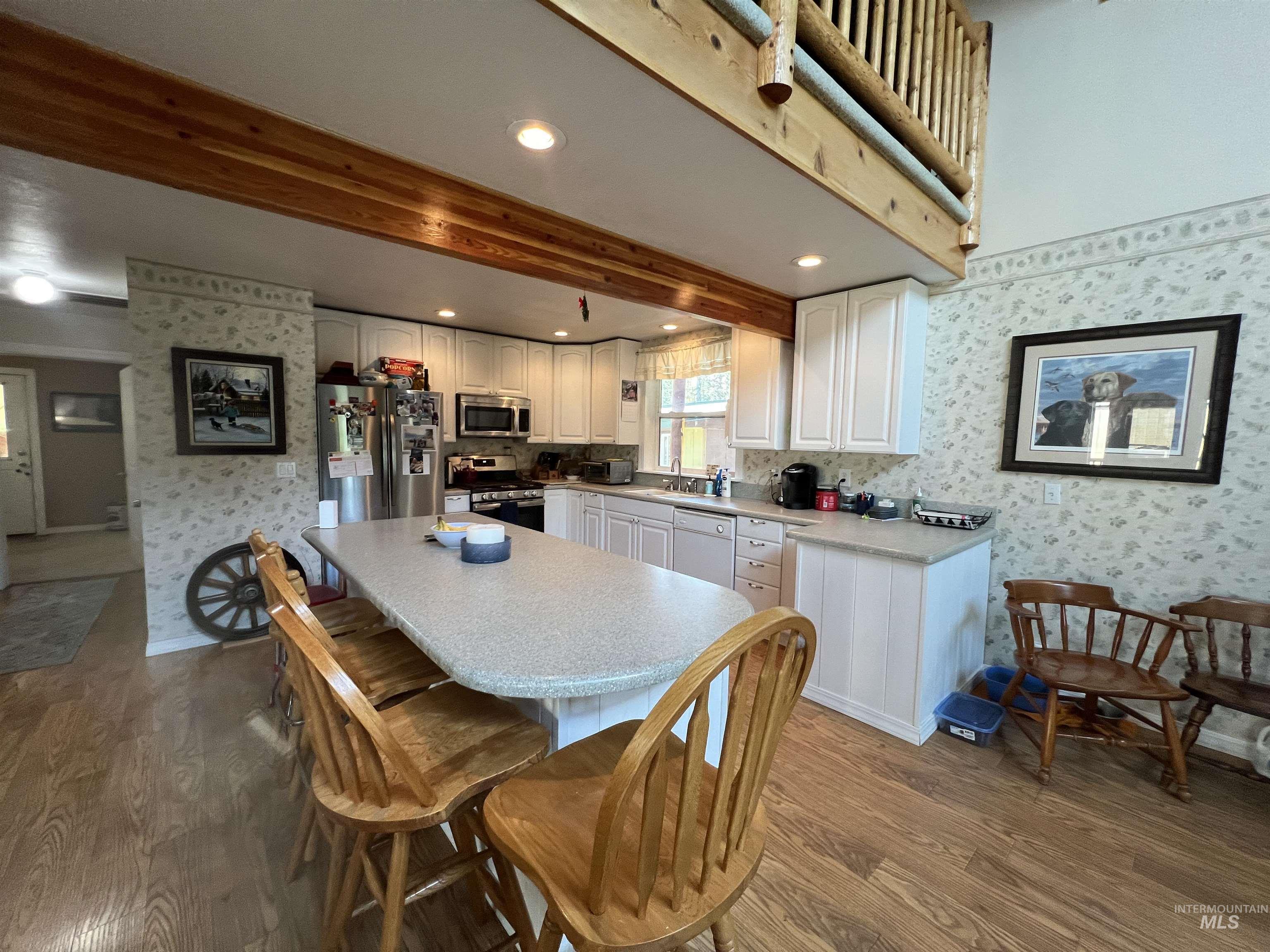 120 Forest Place, Donnelly, Idaho 83615, 3 Bedrooms, 4 Bathrooms, Residential For Sale, Price $920,000, 98962347