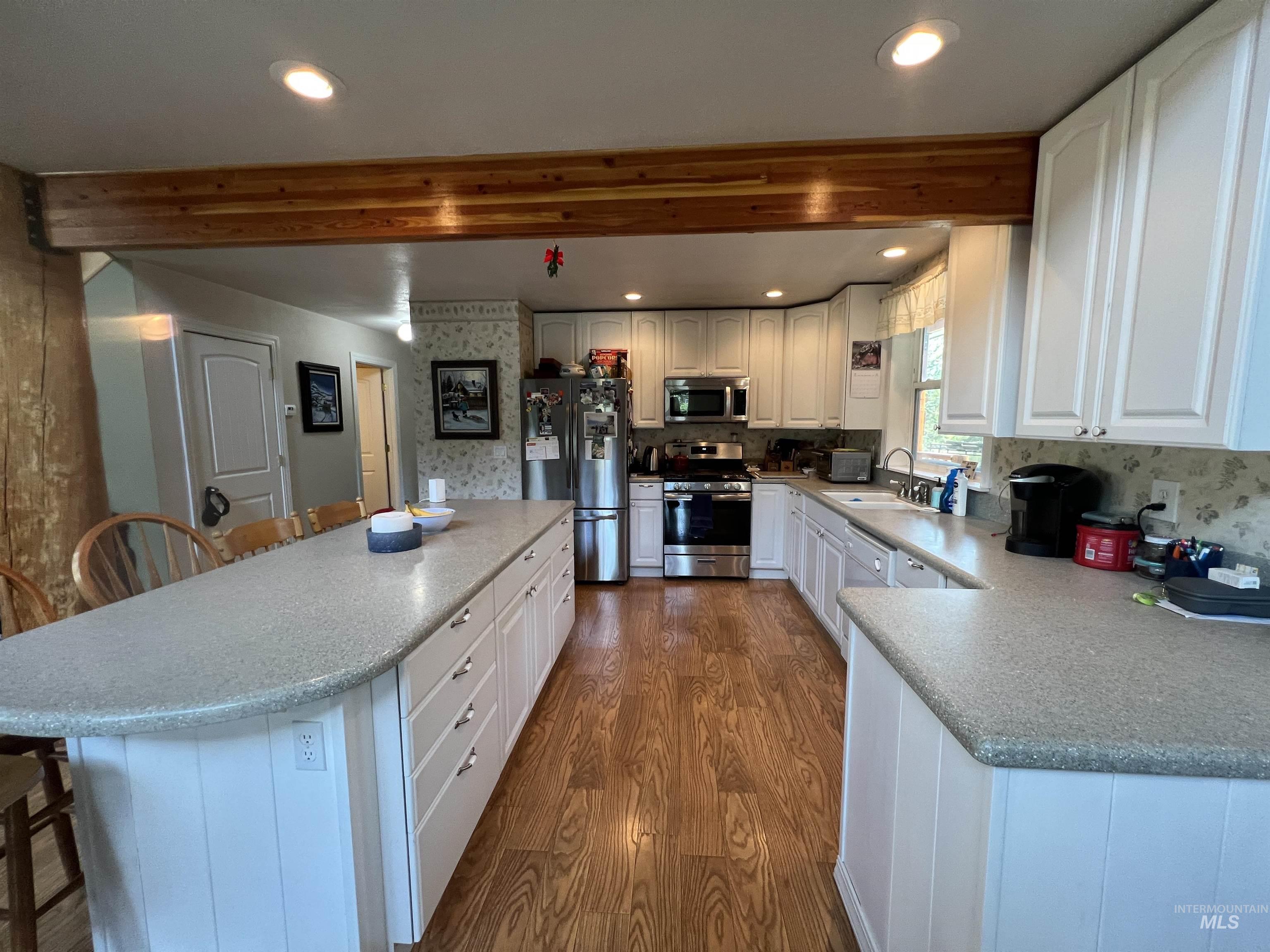 120 Forest Place, Donnelly, Idaho 83615, 3 Bedrooms, 4 Bathrooms, Residential For Sale, Price $920,000, 98962347
