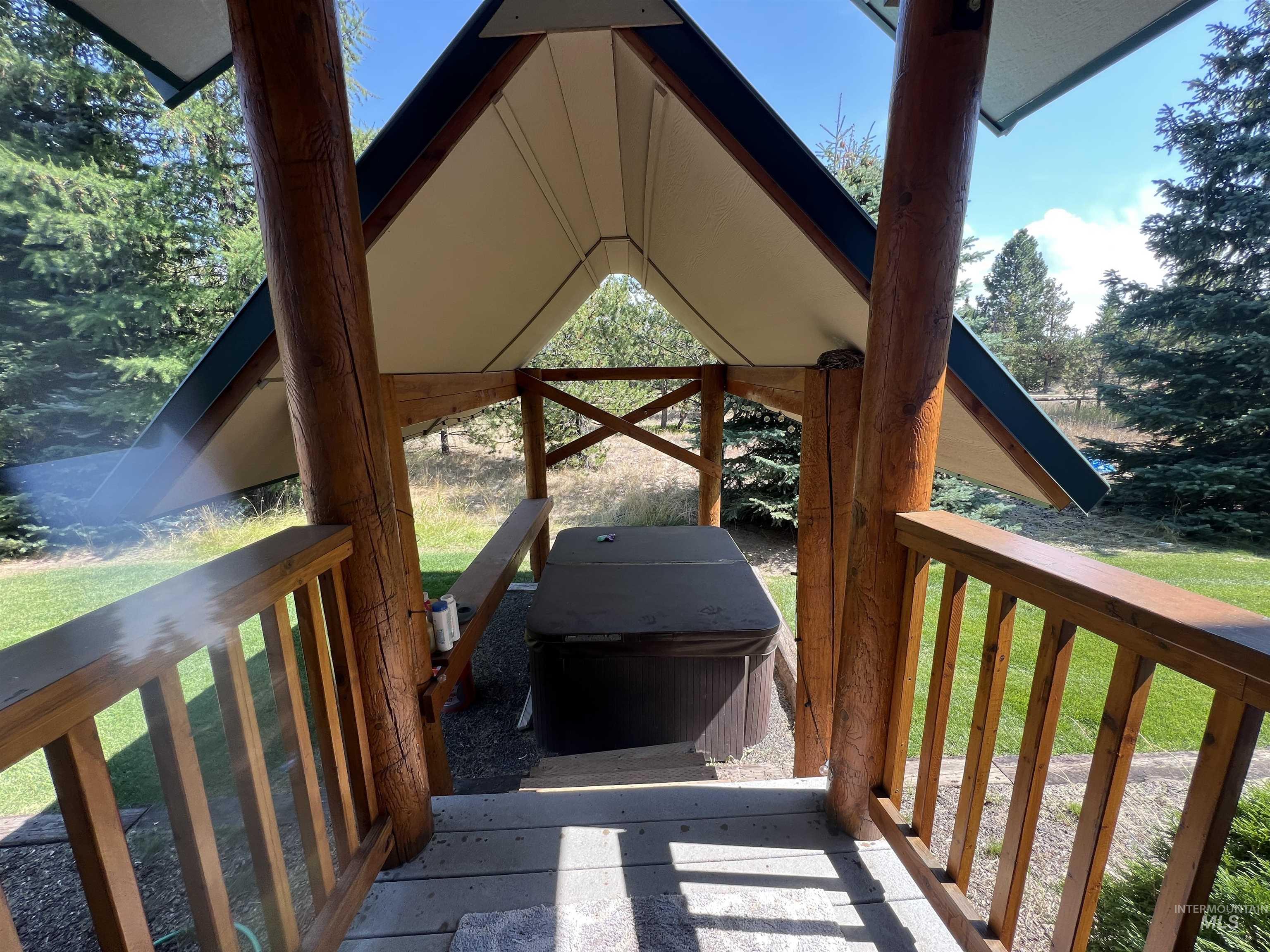 120 Forest Place, Donnelly, Idaho 83615, 3 Bedrooms, 4 Bathrooms, Residential For Sale, Price $920,000, 98962347