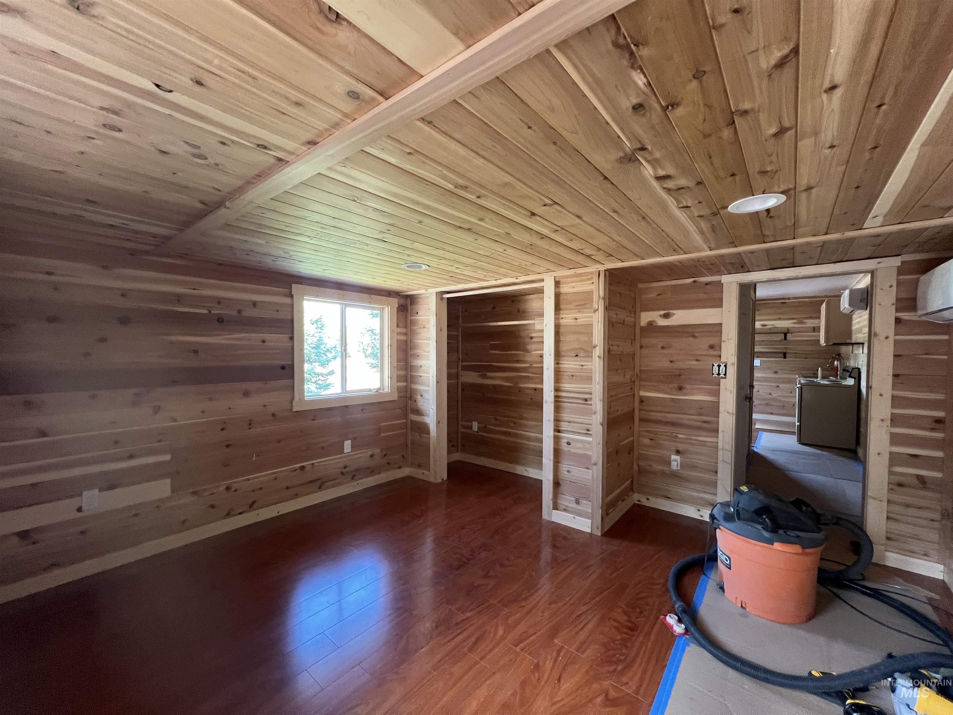 120 Forest Place, Donnelly, Idaho 83615, 3 Bedrooms, 4 Bathrooms, Residential For Sale, Price $920,000, 98962347