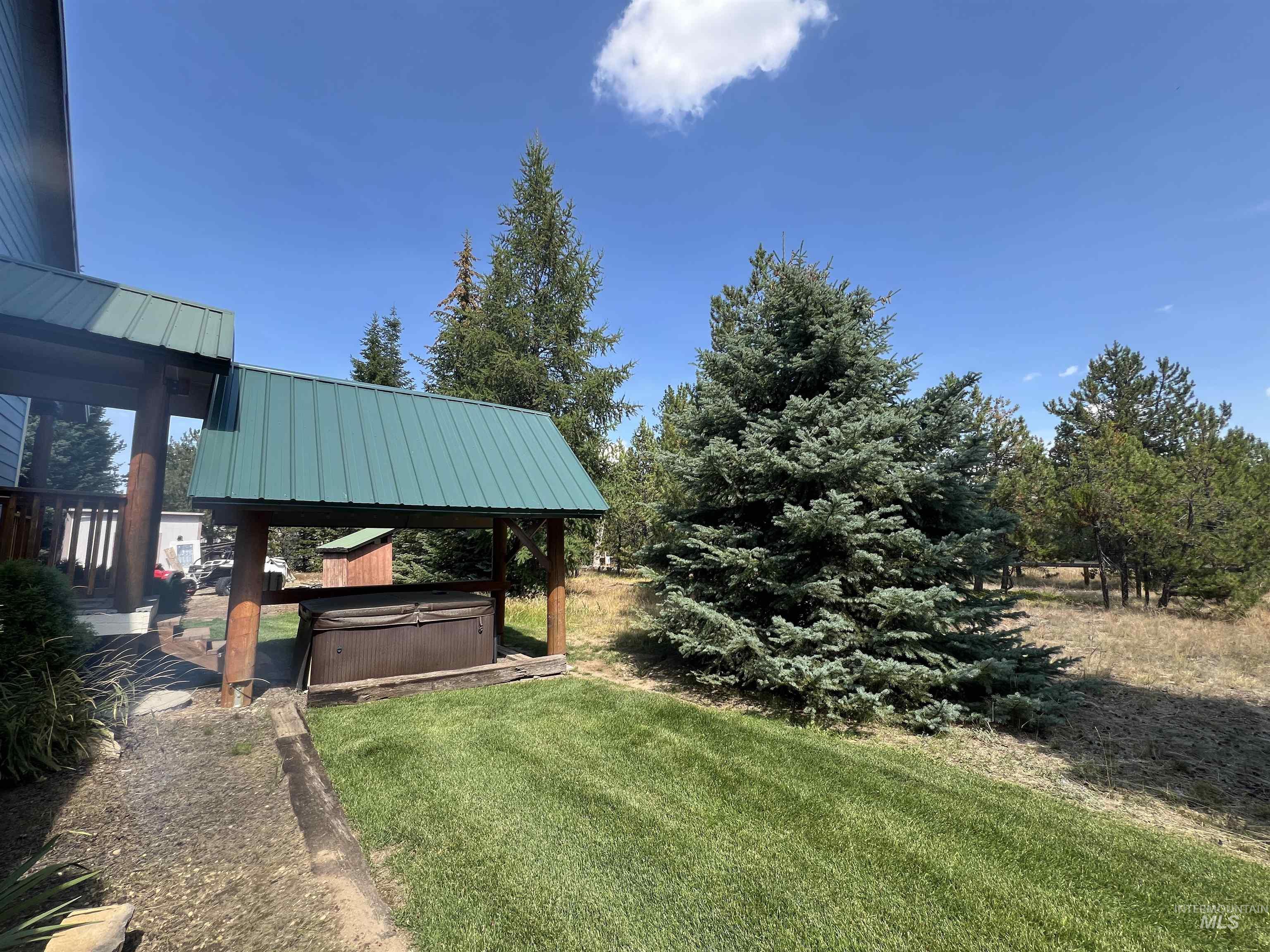 120 Forest Place, Donnelly, Idaho 83615, 3 Bedrooms, 4 Bathrooms, Residential For Sale, Price $920,000, 98962347