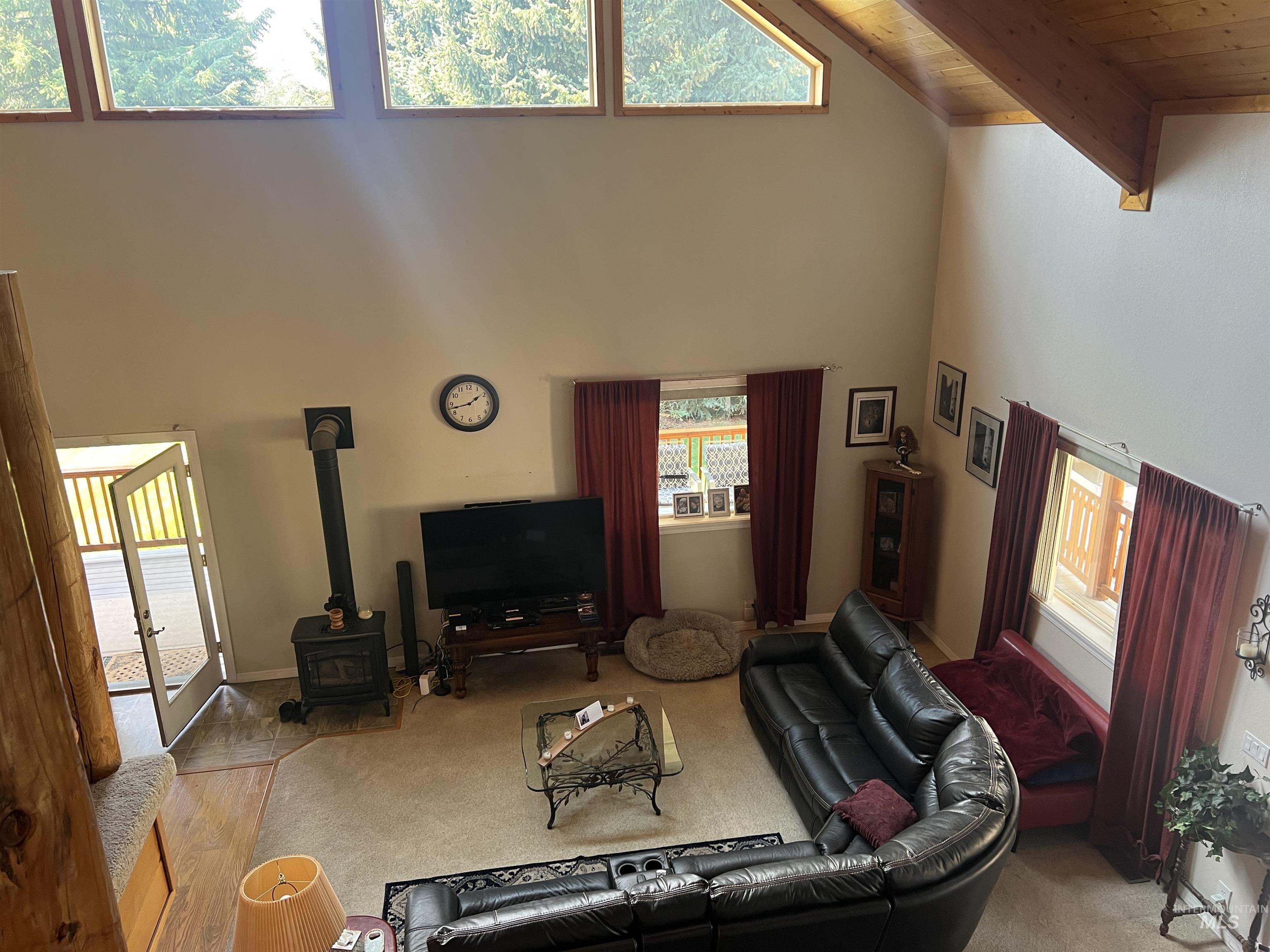 120 Forest Place, Donnelly, Idaho 83615, 3 Bedrooms, 4 Bathrooms, Residential For Sale, Price $920,000, 98962347