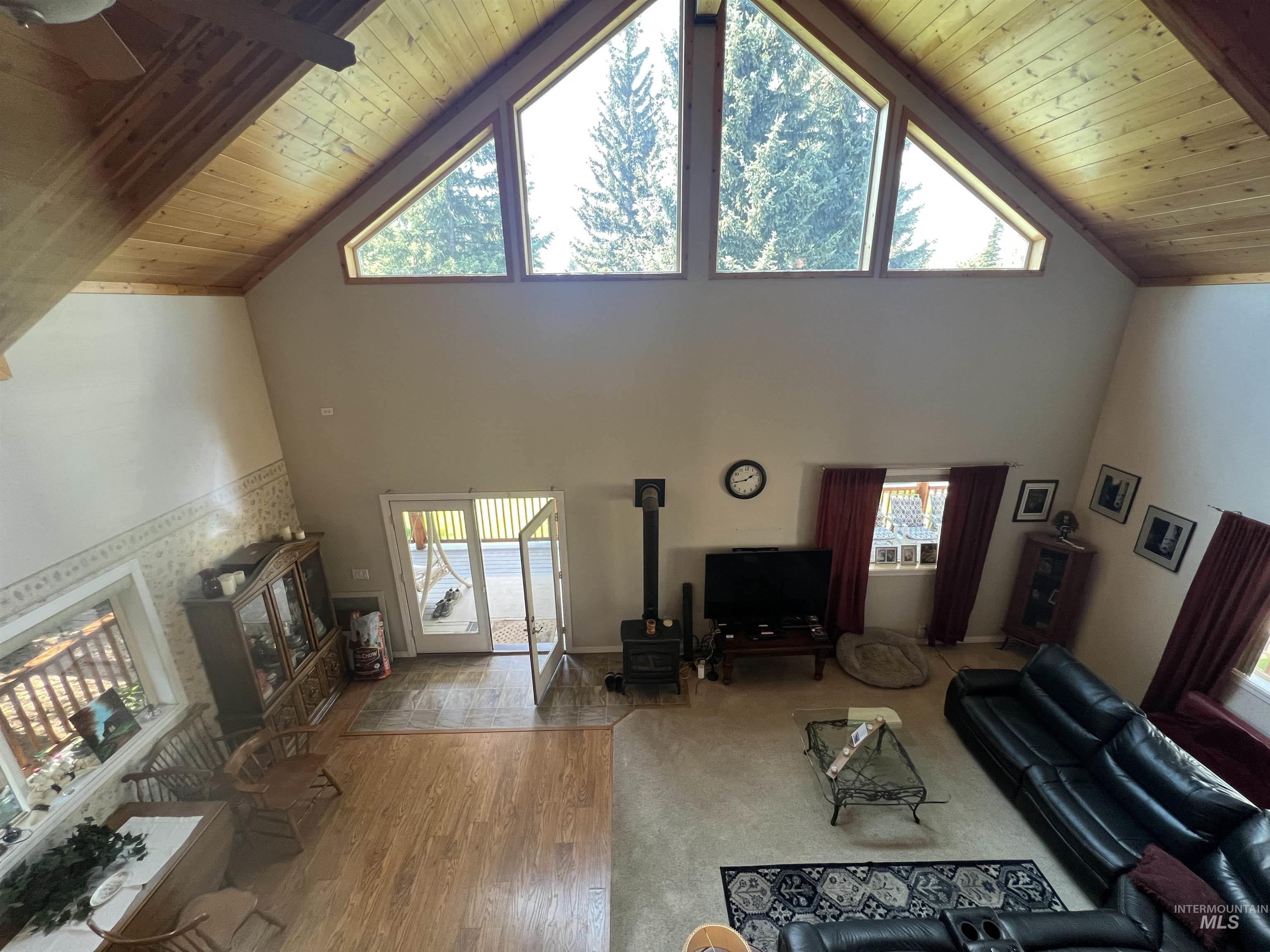 120 Forest Place, Donnelly, Idaho 83615, 3 Bedrooms, 4 Bathrooms, Residential For Sale, Price $920,000, 98962347