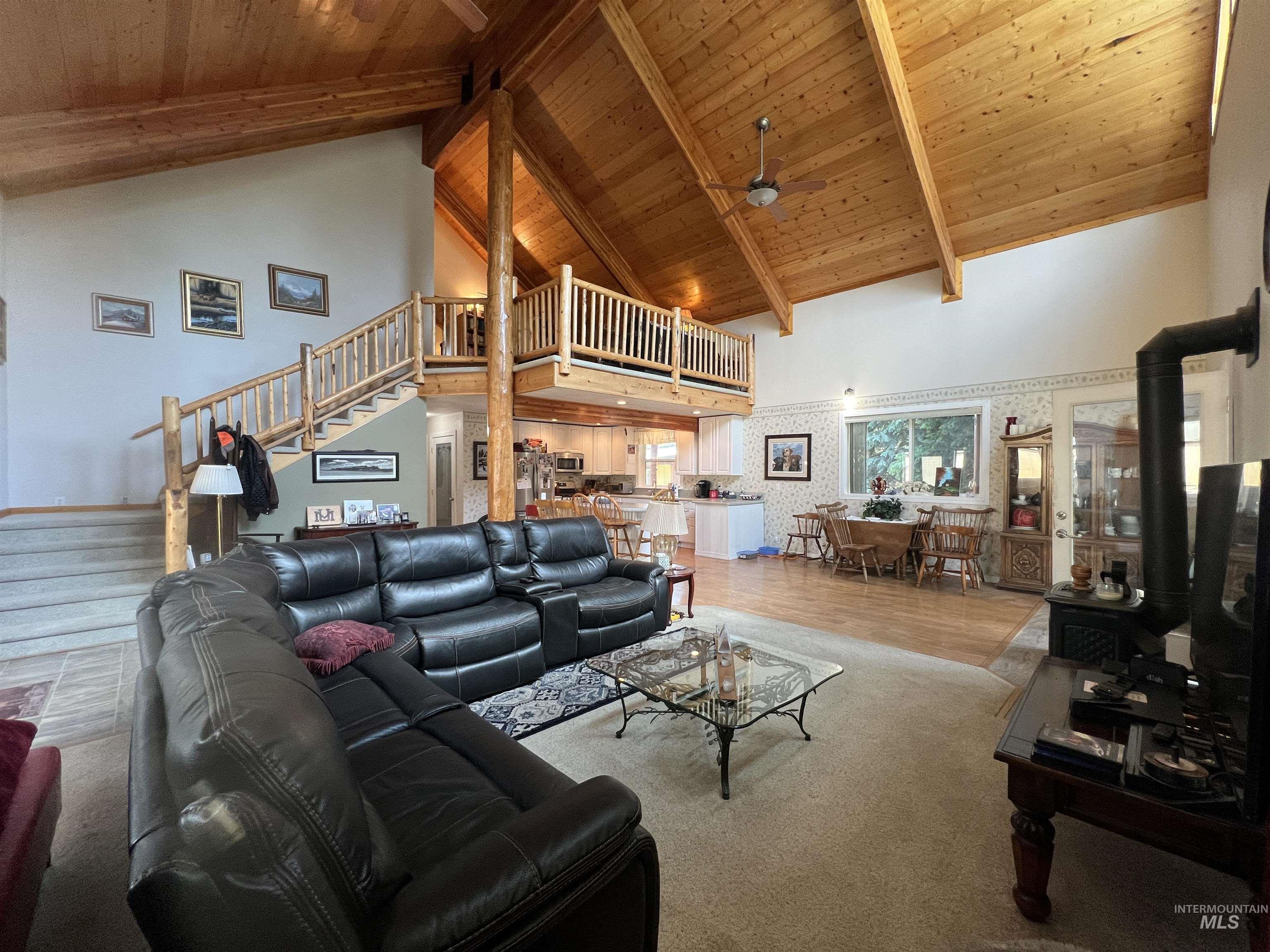 120 Forest Place, Donnelly, Idaho 83615, 3 Bedrooms, 4 Bathrooms, Residential For Sale, Price $920,000, 98962347
