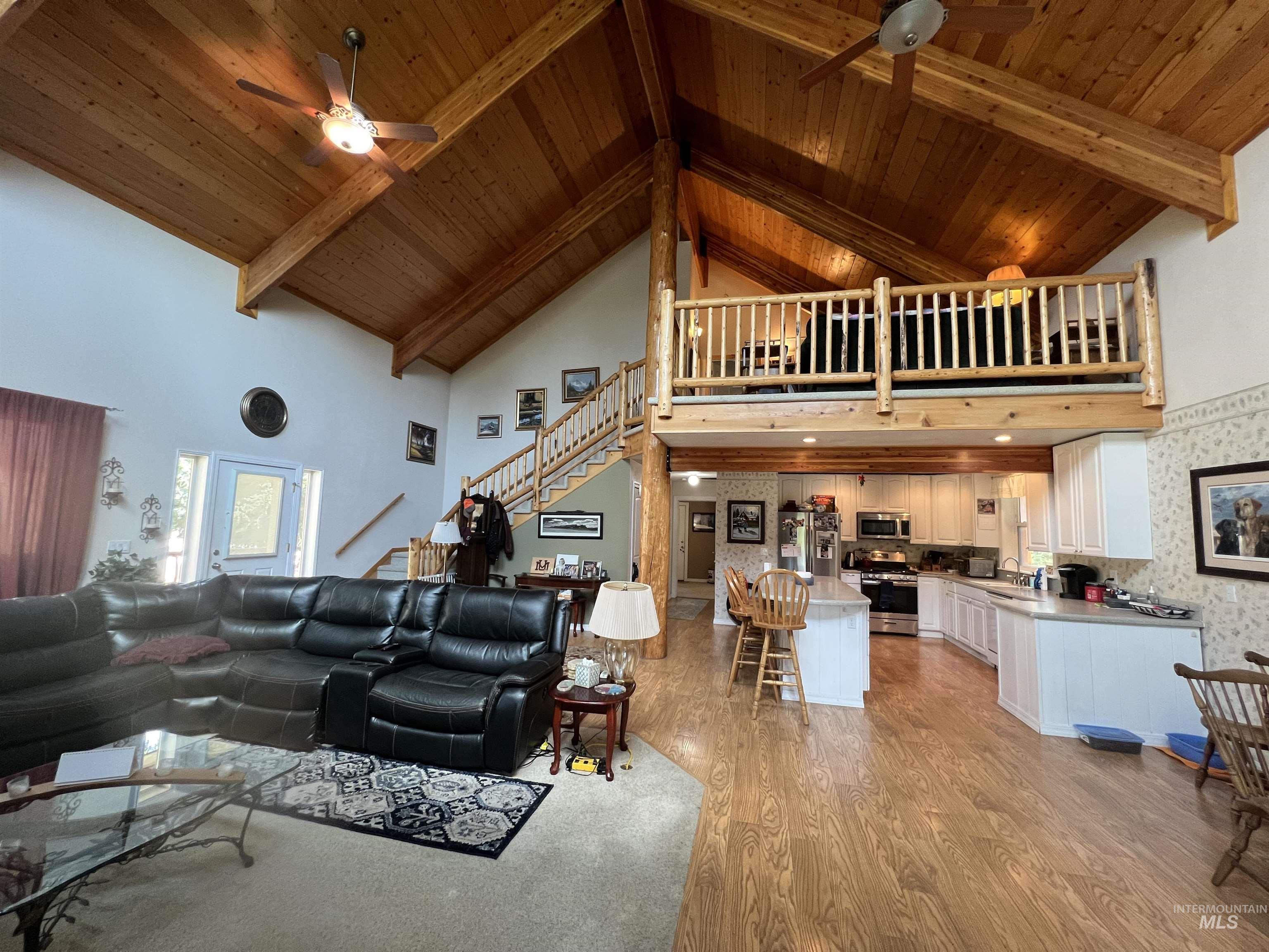 120 Forest Place, Donnelly, Idaho 83615, 3 Bedrooms, 4 Bathrooms, Residential For Sale, Price $920,000, 98962347