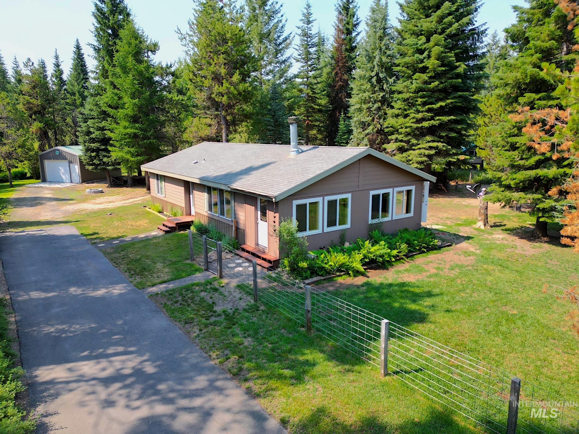 106 Forest Place, Donnelly, Idaho 83638, 3 Bedrooms, 3 Bathrooms, Residential For Sale, Price $599,900, 98962350