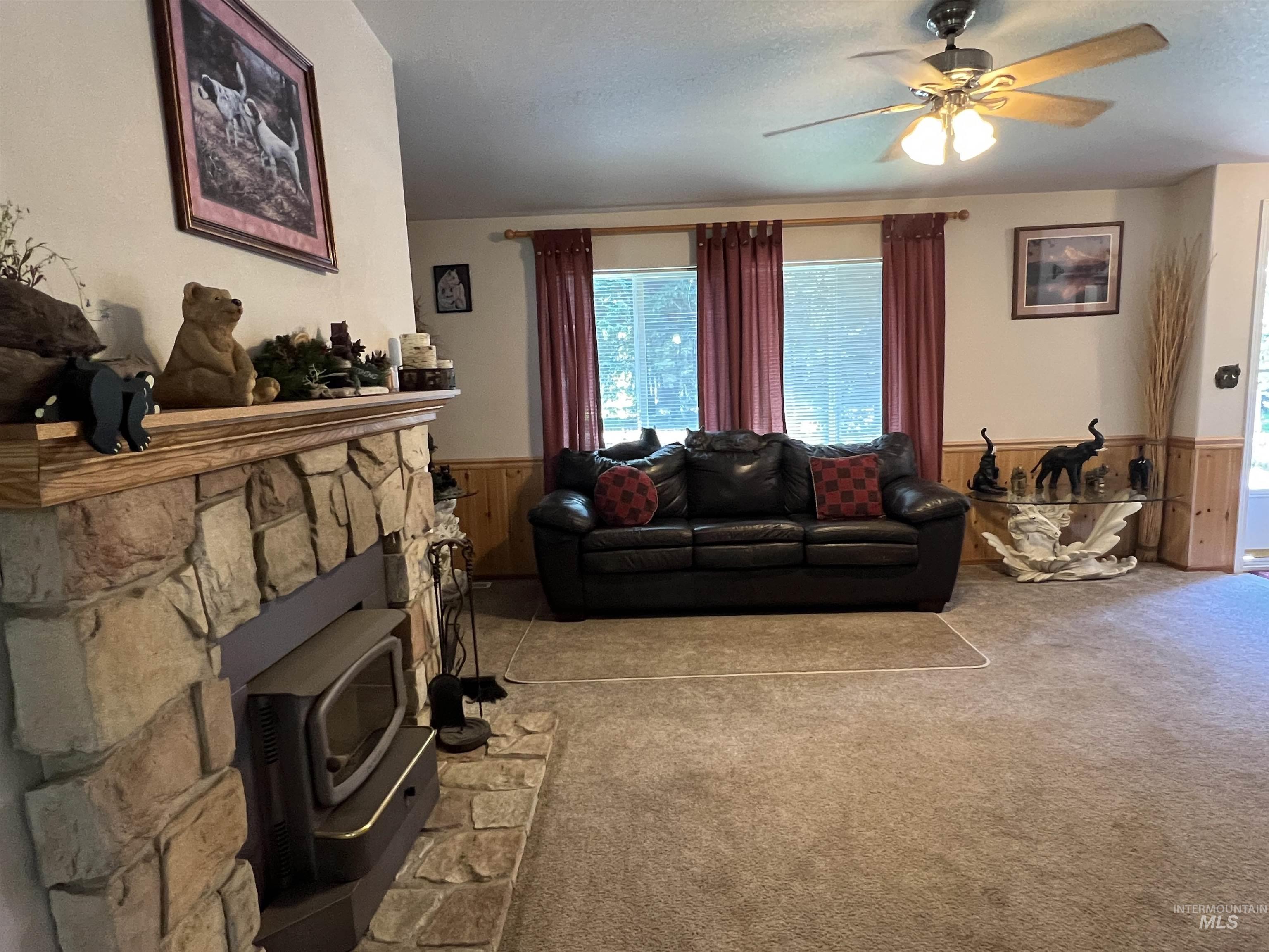 106 Forest Place, Donnelly, Idaho 83638, 3 Bedrooms, 3 Bathrooms, Residential For Sale, Price $599,900, 98962350