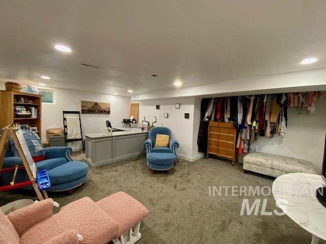 Playroom with carpet and recessed lighting