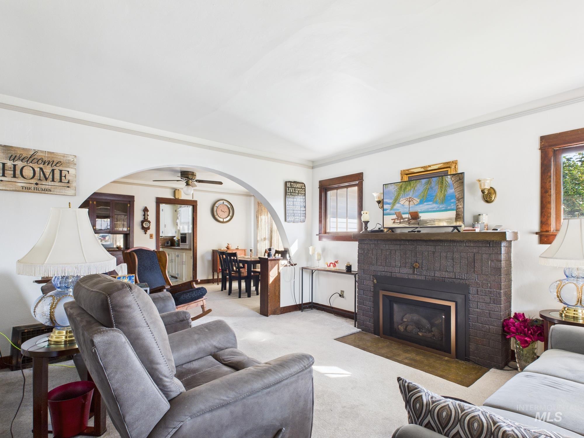 1217 12th Ave, Lewiston, Idaho 83501, 2 Bedrooms, 2 Bathrooms, Residential For Sale, Price $340,000, 98962372