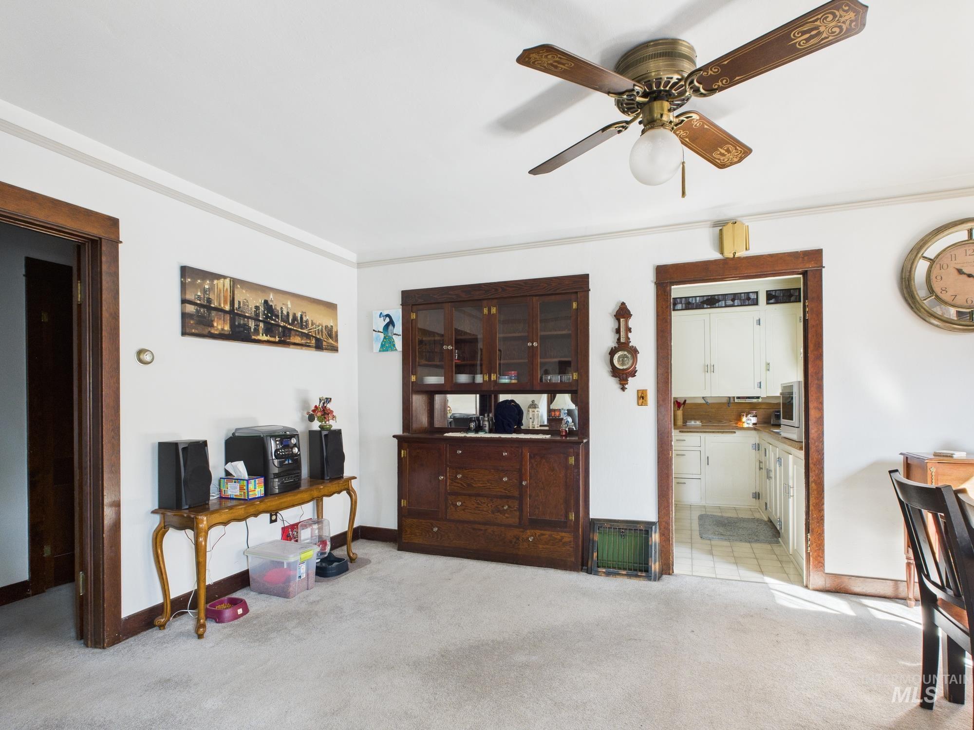 1217 12th Ave, Lewiston, Idaho 83501, 2 Bedrooms, 2 Bathrooms, Residential For Sale, Price $340,000, 98962372
