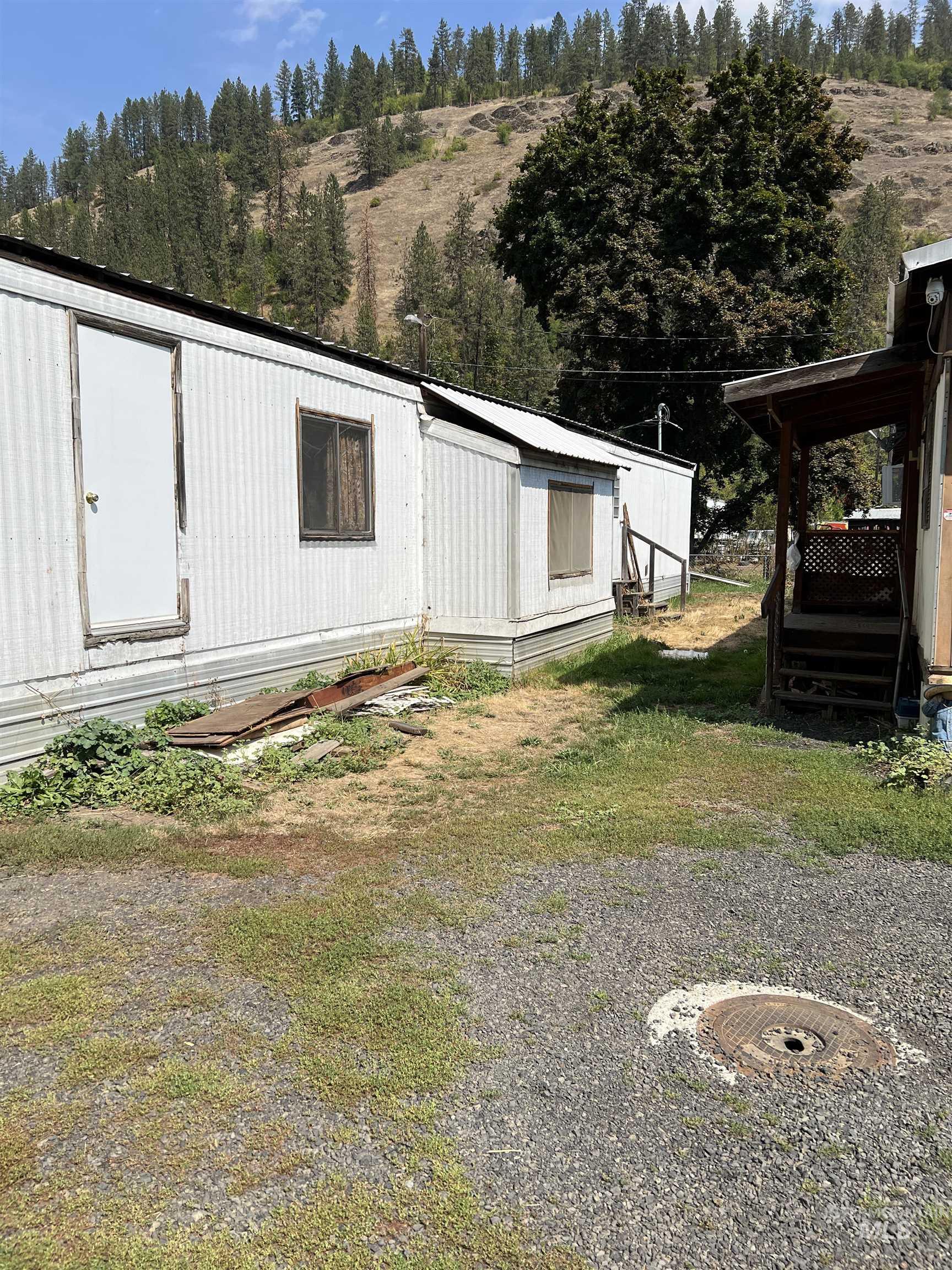 312 Clearwater Avenue, Stites, Idaho 83552, 2 Bedrooms, 1 Bathroom, Residential For Sale, Price $192,500, 98962384