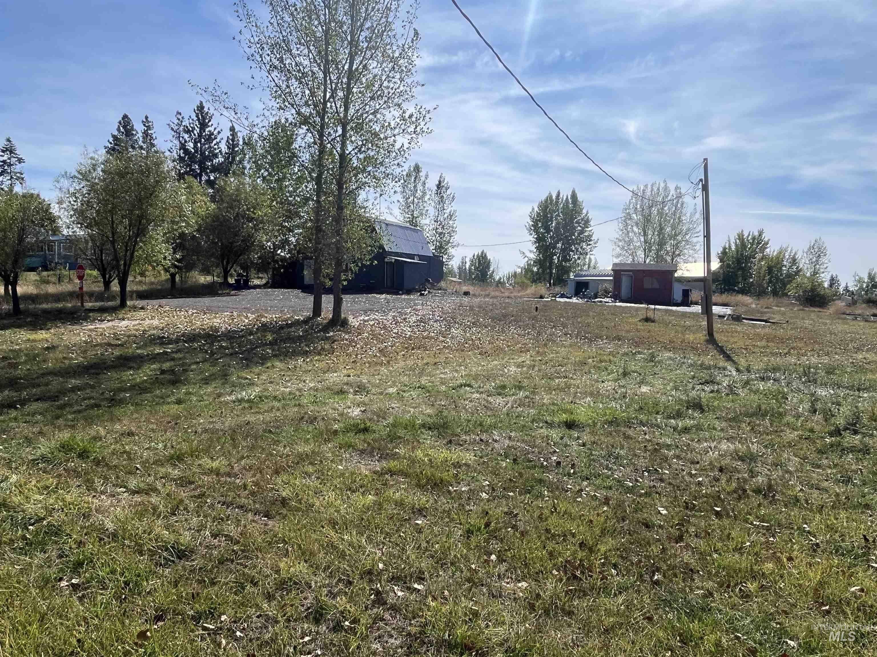 2009 Woodland Road, Kamiah, Idaho 83536, 1 Bedroom, 1 Bathroom, Residential For Sale, Price $159,000, 98962385