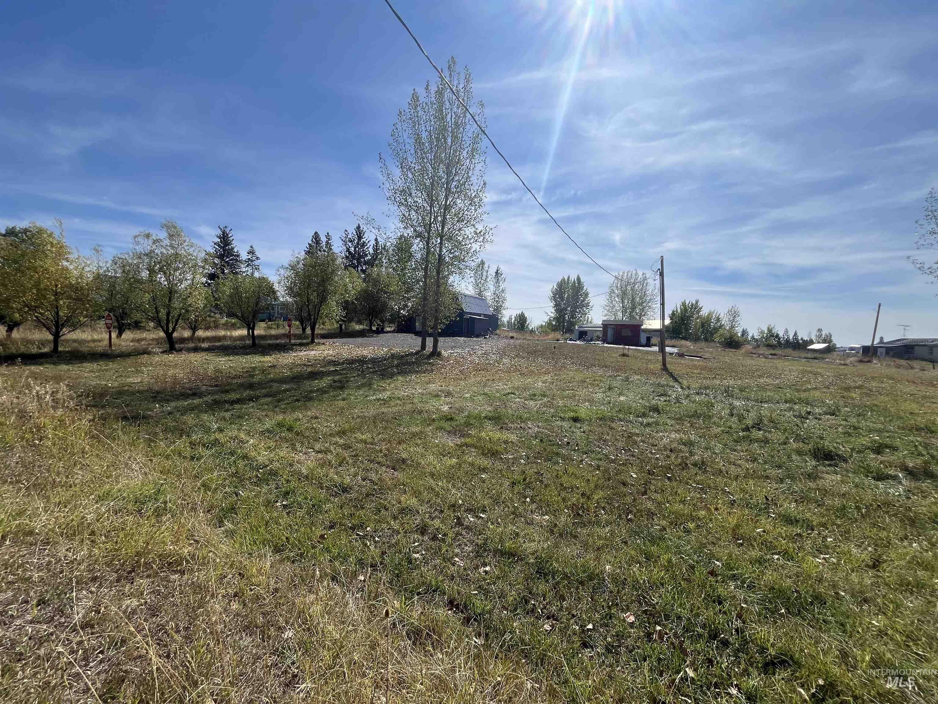 2009 Woodland Road, Kamiah, Idaho 83536, 1 Bedroom, 1 Bathroom, Residential For Sale, Price $159,000, 98962385