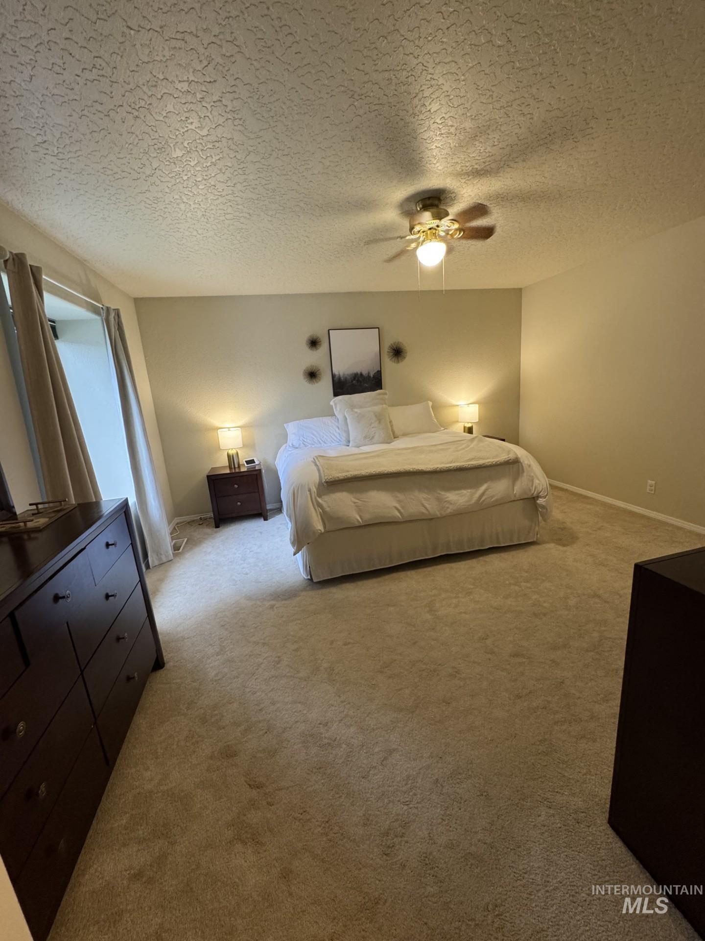 4950 W Hillcrest View Ct, Boise, Idaho 83705, 2 Bedrooms, 2 Bathrooms, Residential For Sale, Price $395,000, 98962390