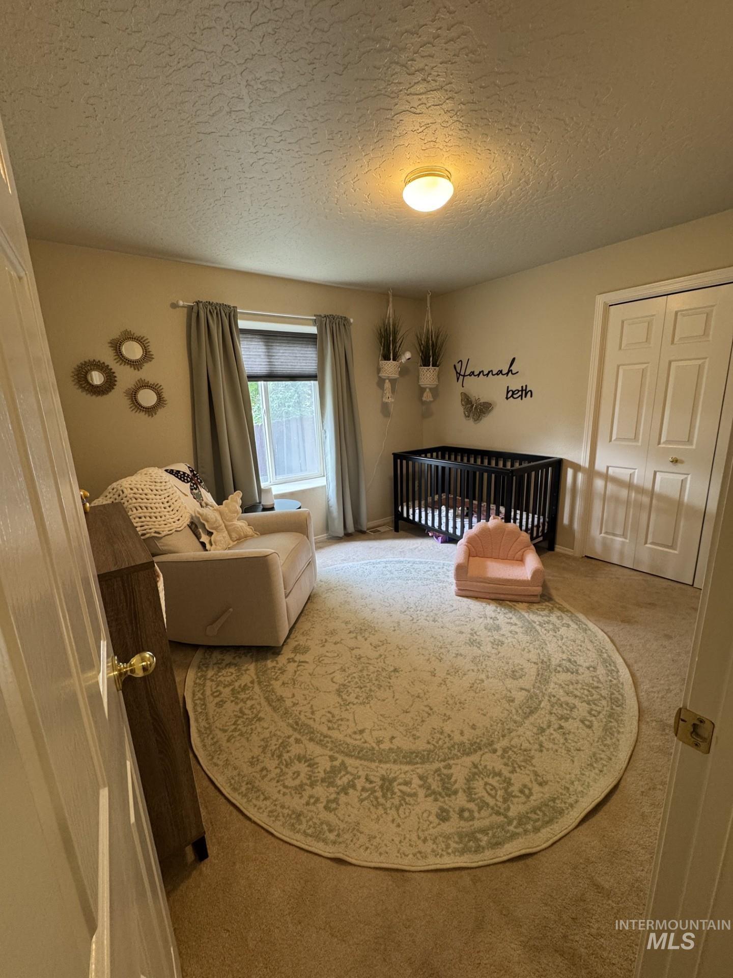 4950 W Hillcrest View Ct, Boise, Idaho 83705, 2 Bedrooms, 2 Bathrooms, Residential For Sale, Price $395,000, 98962390