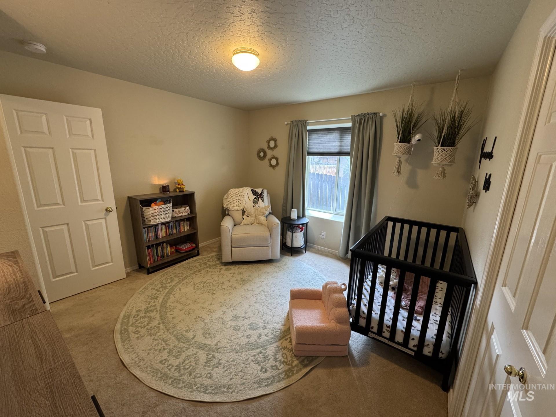 4950 W Hillcrest View Ct, Boise, Idaho 83705, 2 Bedrooms, 2 Bathrooms, Residential For Sale, Price $395,000, 98962390