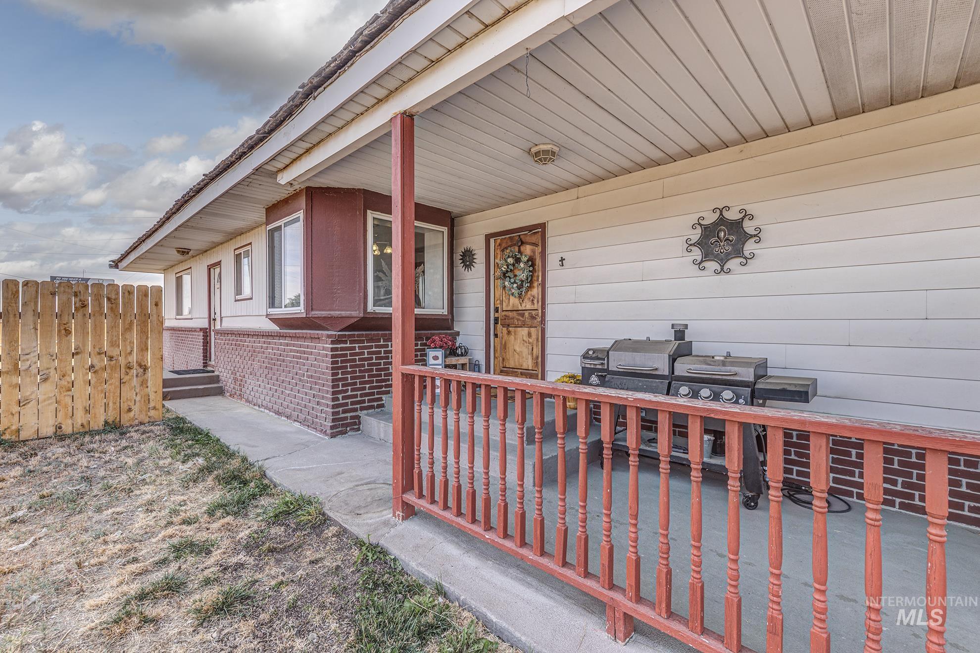 1534 NE 10th Ave., Payette, Idaho 83661, 2 Bedrooms, 7 Rooms, Business/Commercial For Sale, Price $369,000, 98962394