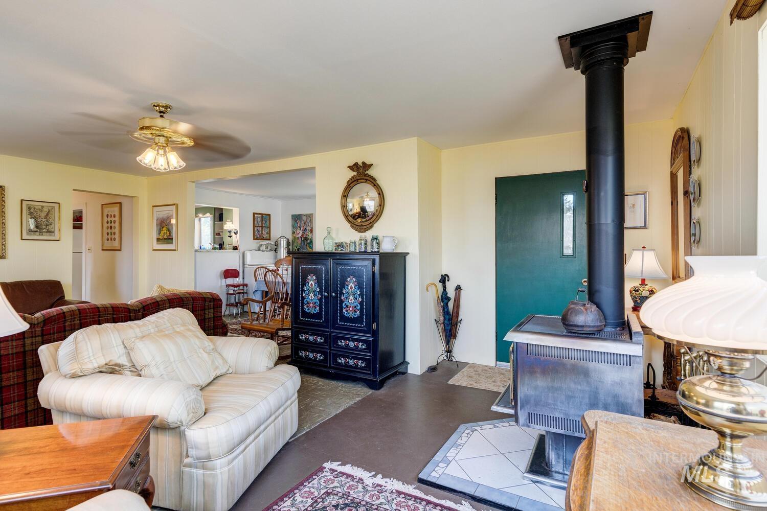 160 N 2nd Street, Cambridge, Idaho 83610, 4 Bedrooms, 1 Bathroom, Residential For Sale, Price $325,000, 98962398