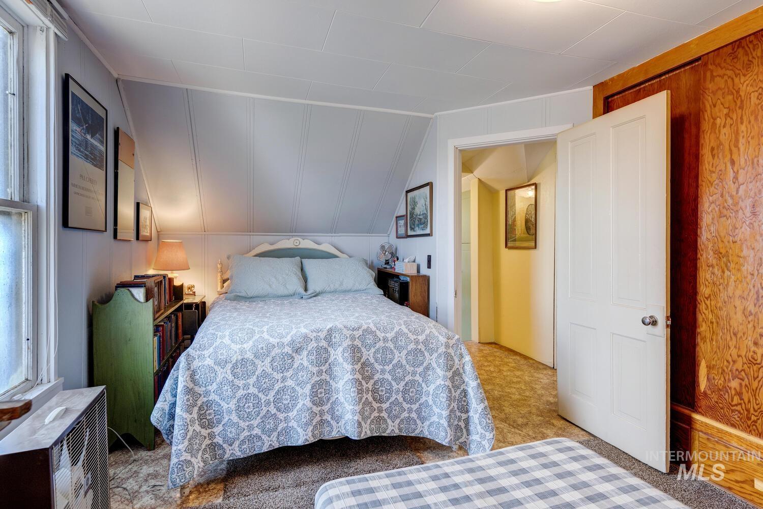 160 N 2nd Street, Cambridge, Idaho 83610, 4 Bedrooms, 1 Bathroom, Residential For Sale, Price $325,000, 98962398