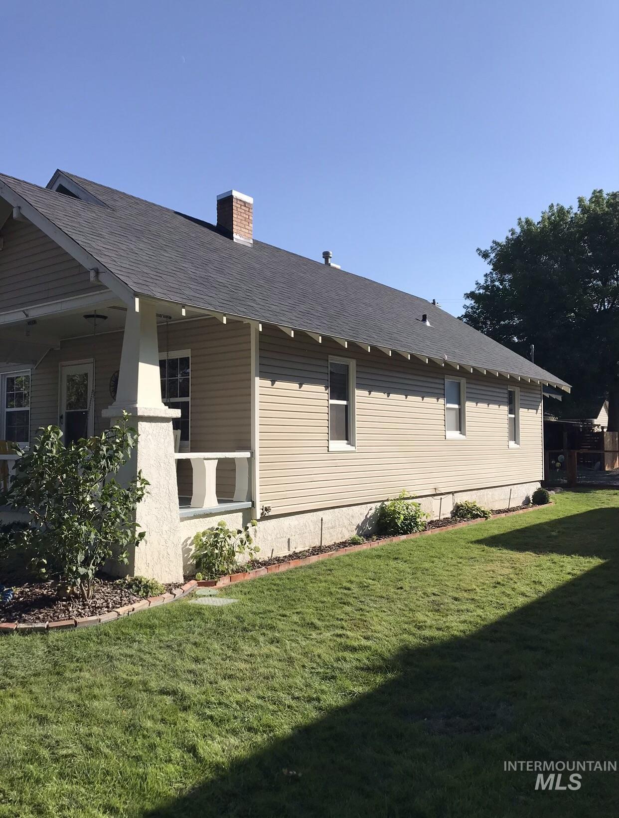 225 8th Ave North, Buhl, Idaho 83316, 3 Bedrooms, 1 Bathroom, Residential For Sale, Price $282,000, 98962448
