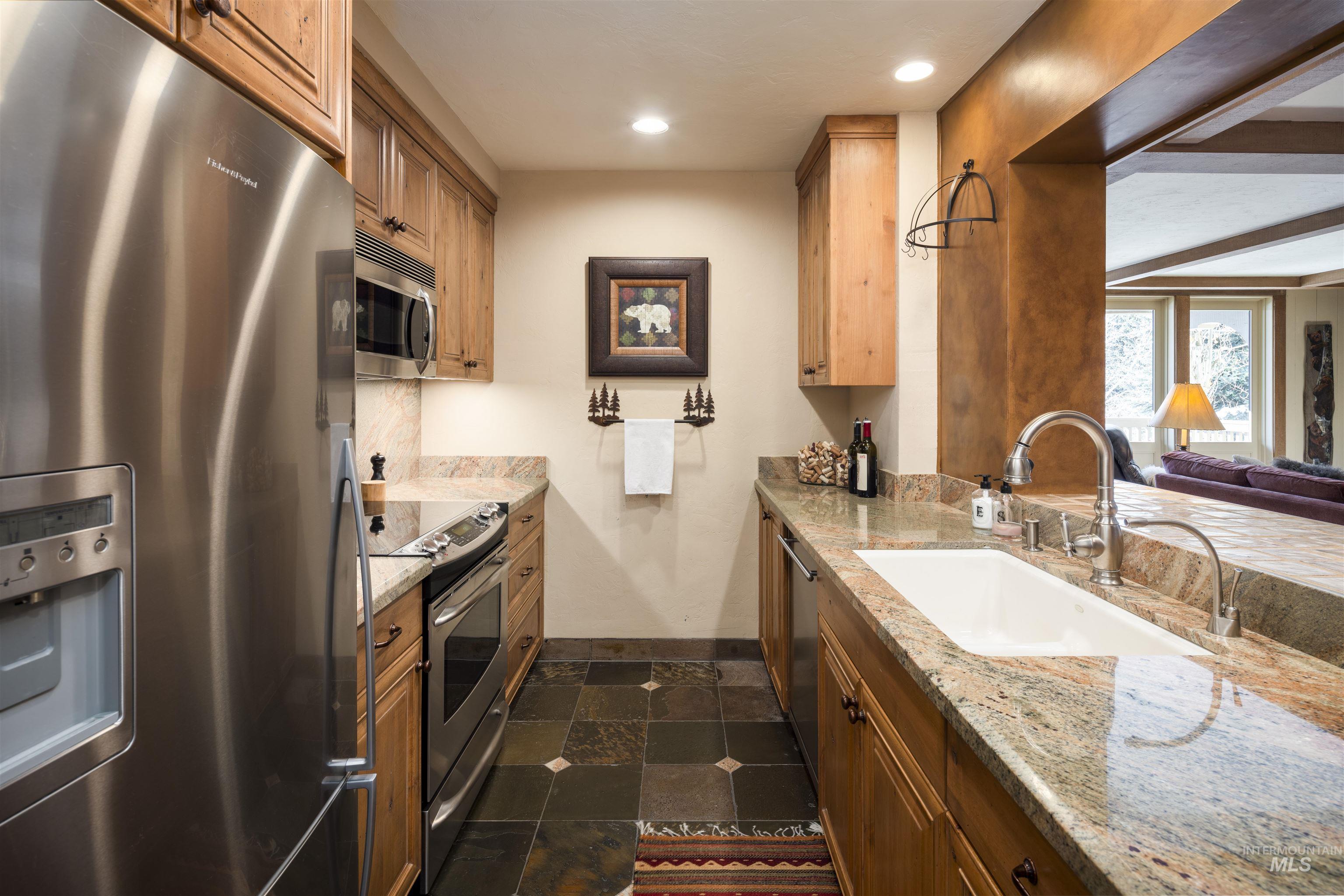 846 Lodge II Apartments Drive, Sun Valley, Idaho 83353, 2 Bedrooms, 3 Bathrooms, Residential For Sale, Price $3,250,000, 98962456