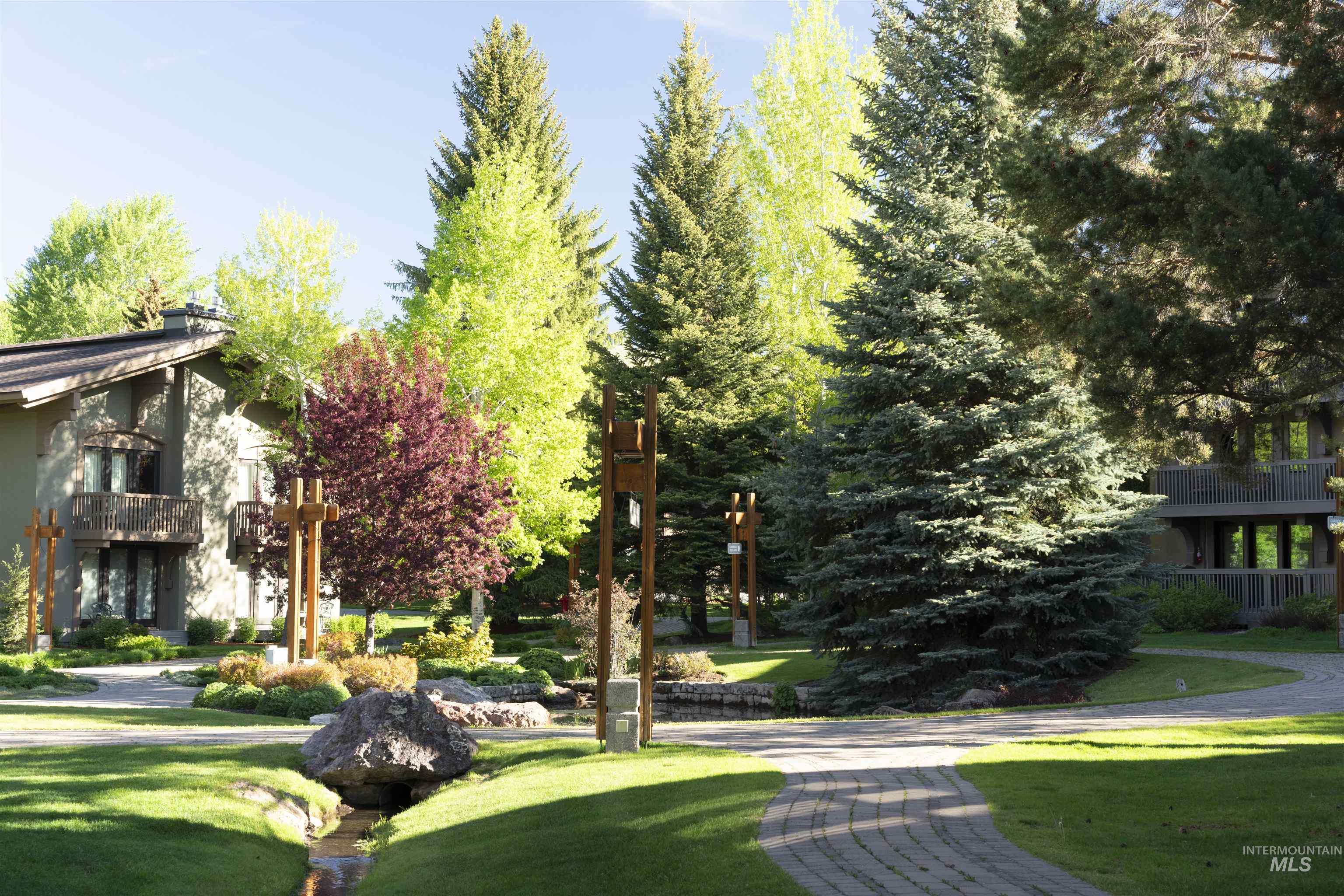 846 Lodge II Apartments Drive, Sun Valley, Idaho 83353, 2 Bedrooms, 3 Bathrooms, Residential For Sale, Price $3,250,000, 98962456