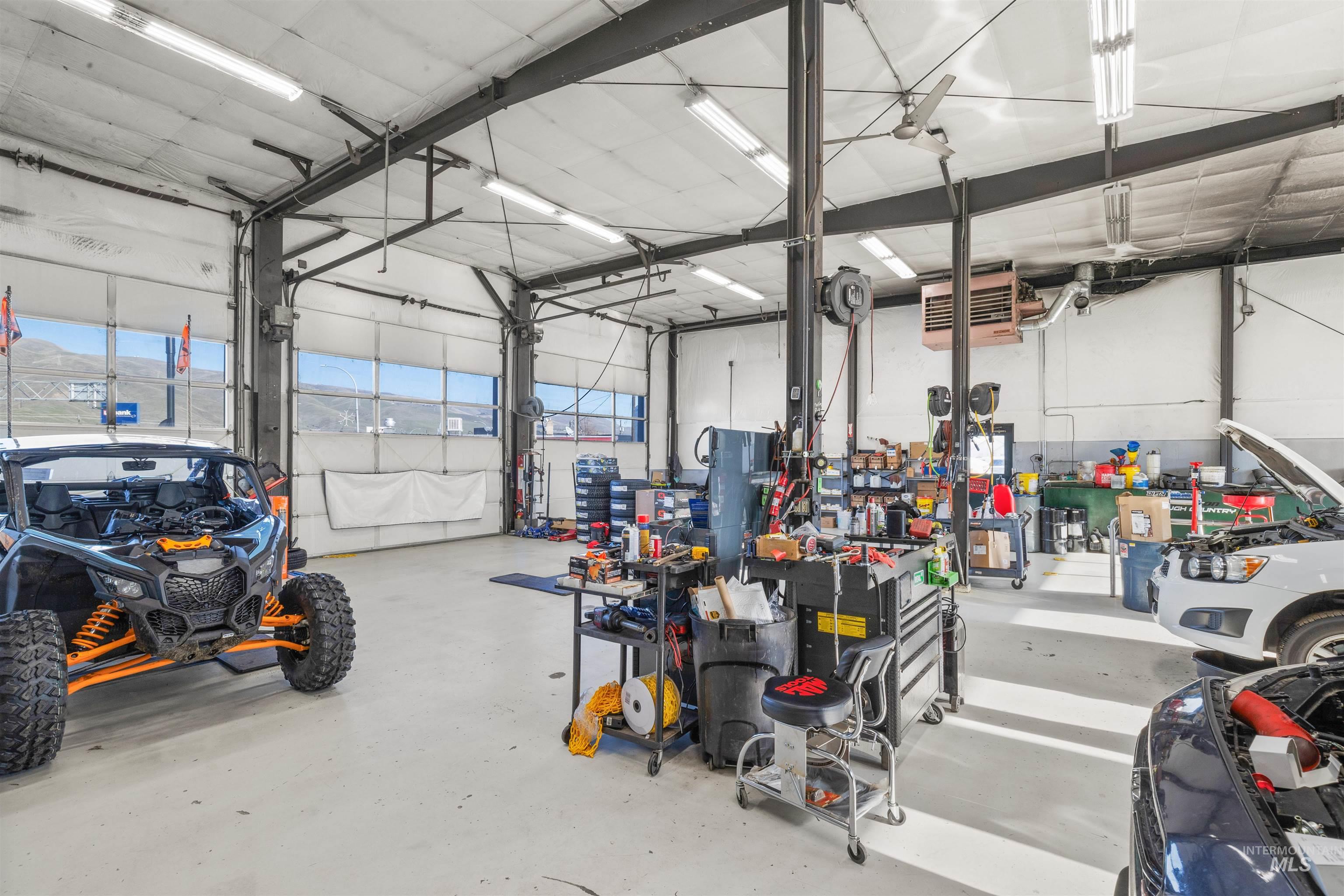 Garage with a heating unit