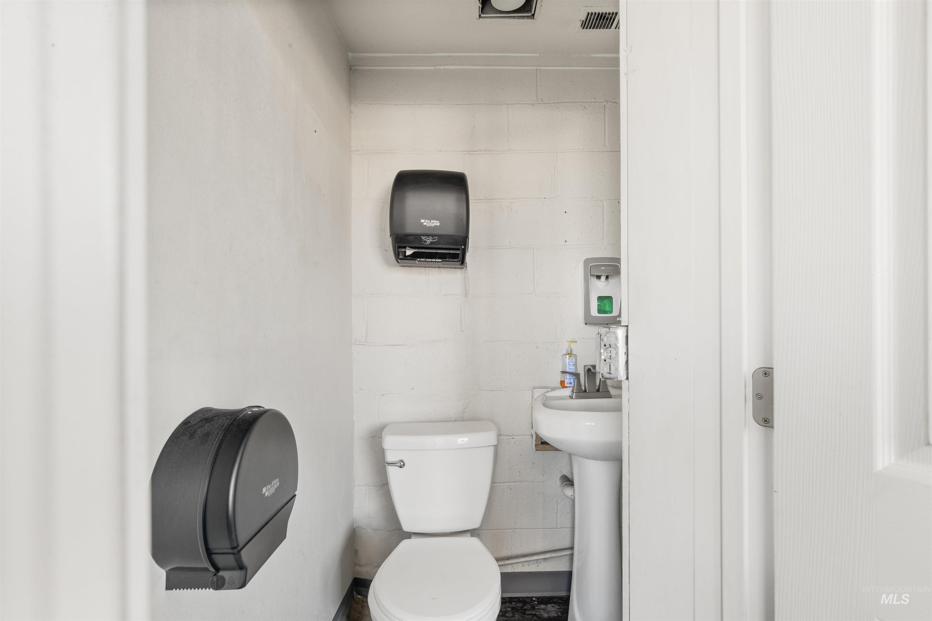 Bathroom featuring toilet