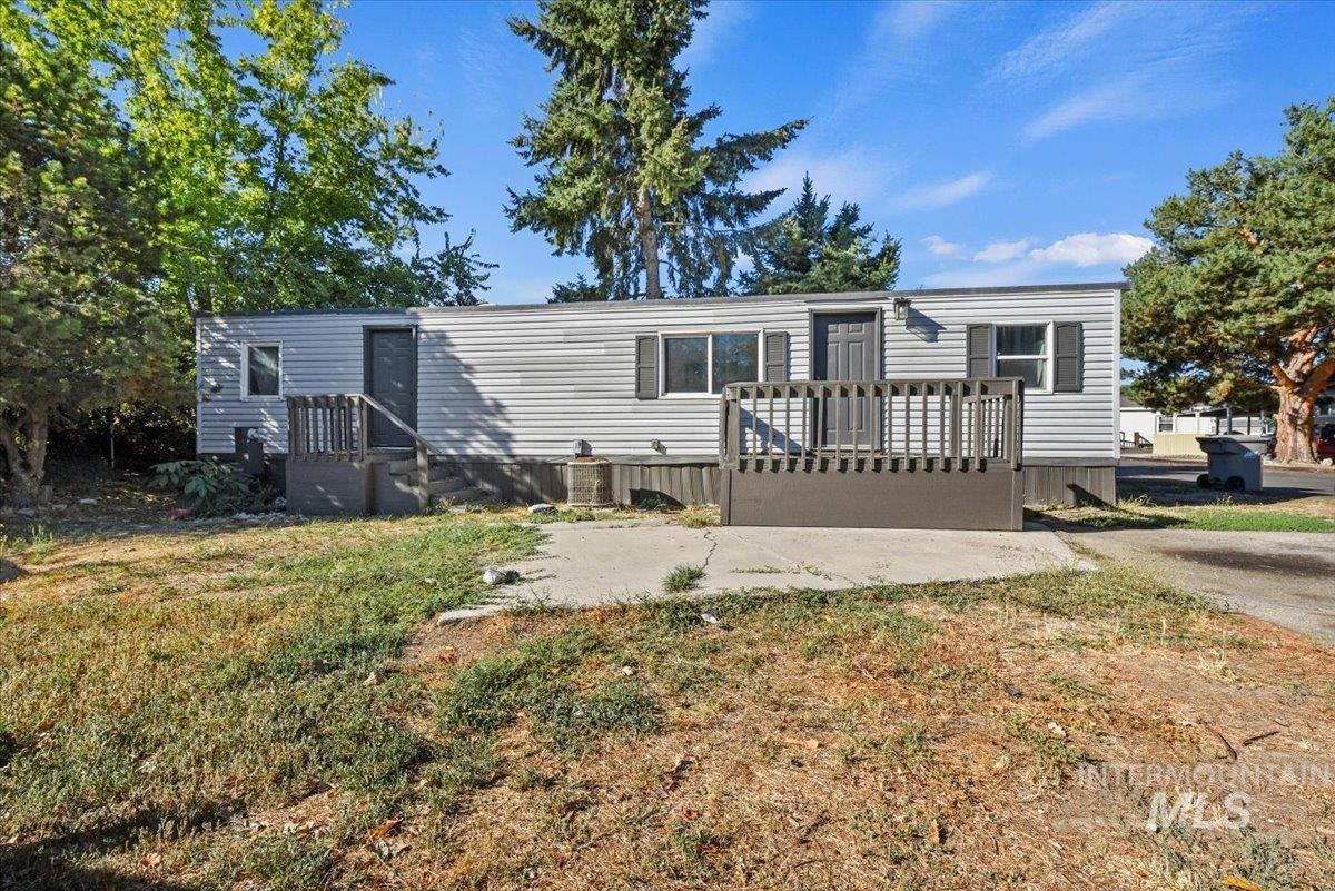 8647 W Antelope Ln, Boise, Idaho 83704, 2 Bedrooms, 1 Bathroom, Residential For Sale, Price $59,950, 98962507