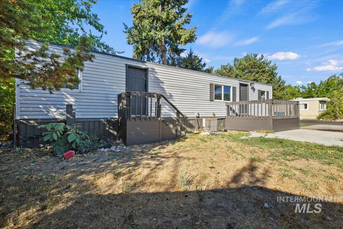 8647 W Antelope Ln, Boise, Idaho 83704, 2 Bedrooms, 1 Bathroom, Residential For Sale, Price $59,950, 98962507