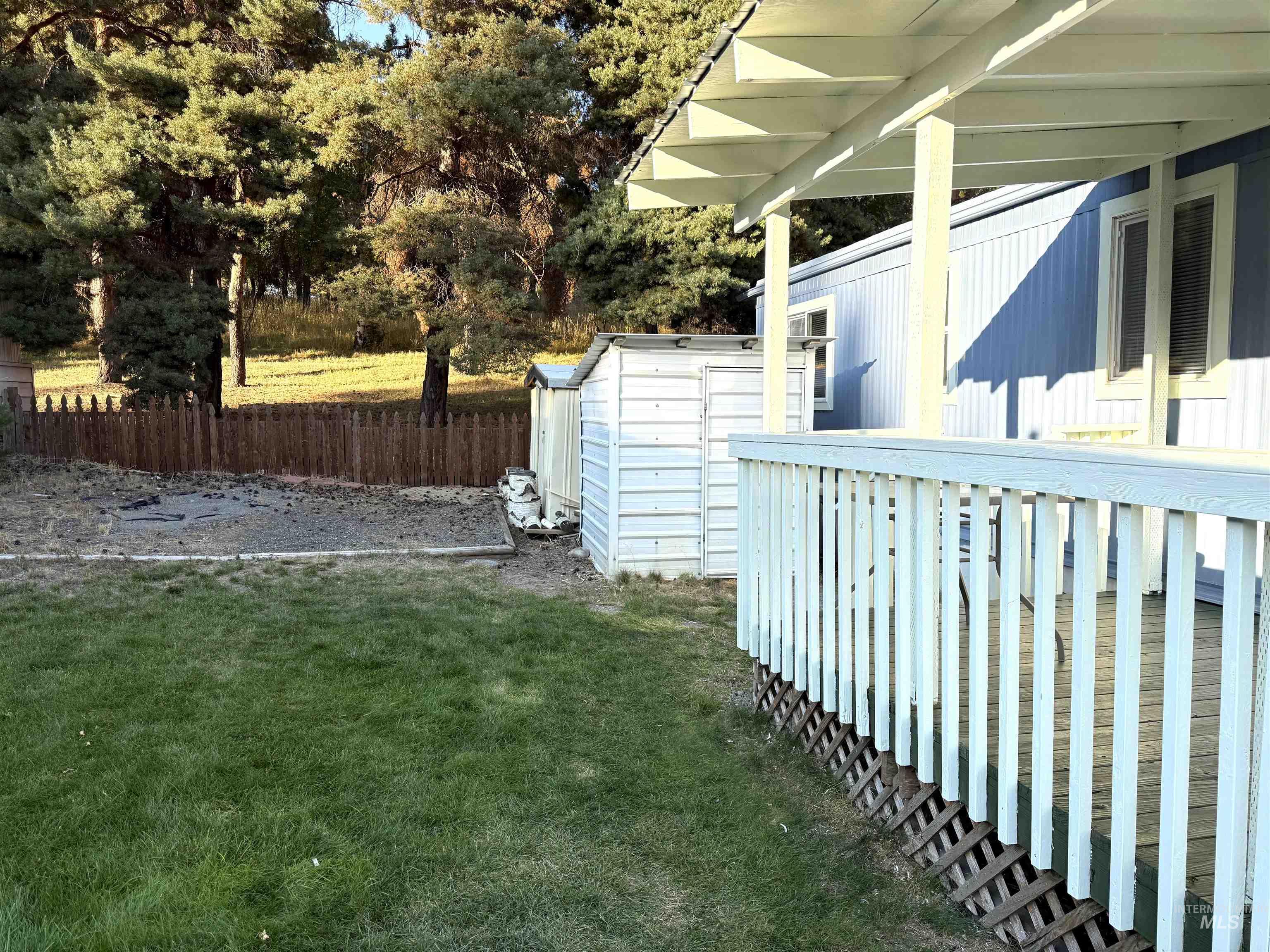 605 N Almon #20, Moscow, Idaho 83843, 2 Bedrooms, 2 Bathrooms, Residential For Sale, Price $49,000, 98962512