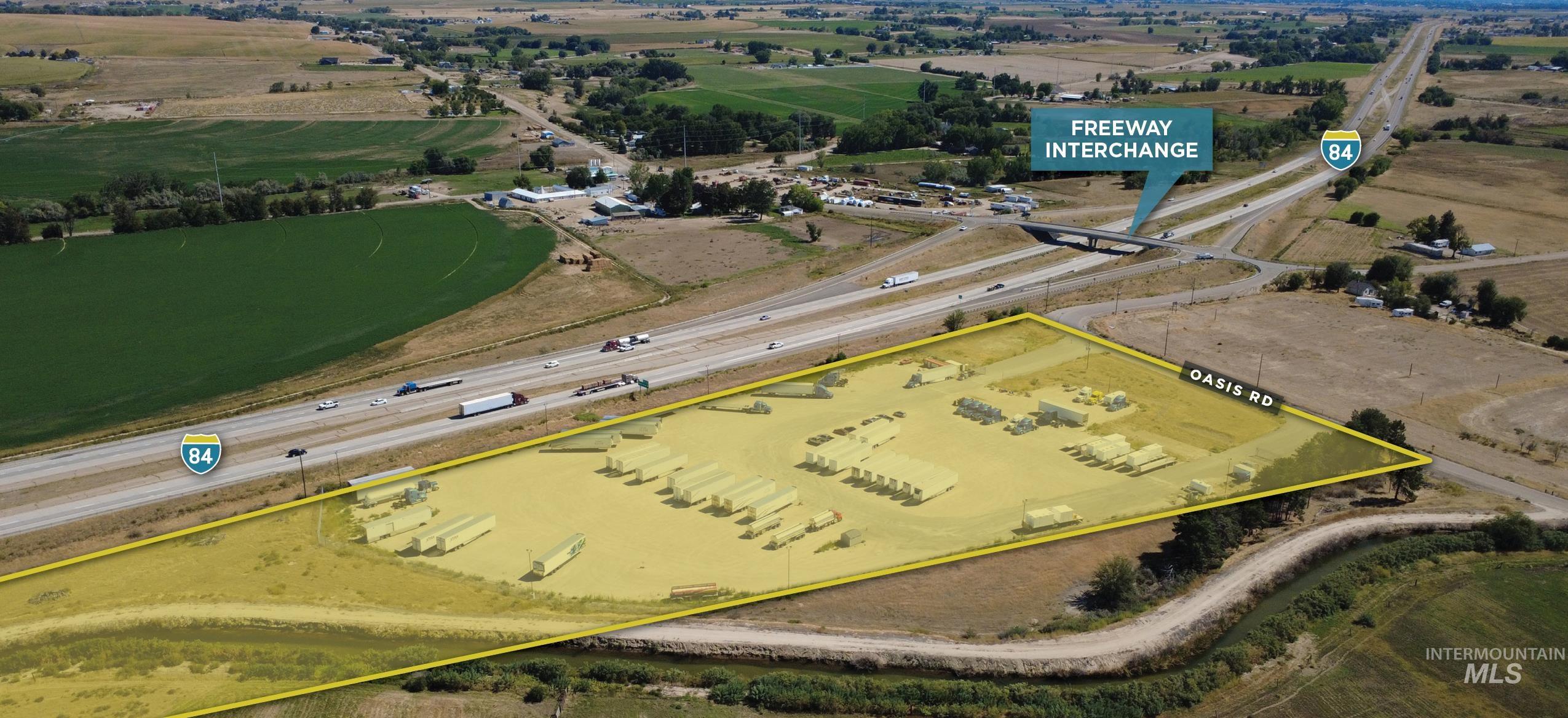 Aerial view of property's location featuring property boundaries highlighted