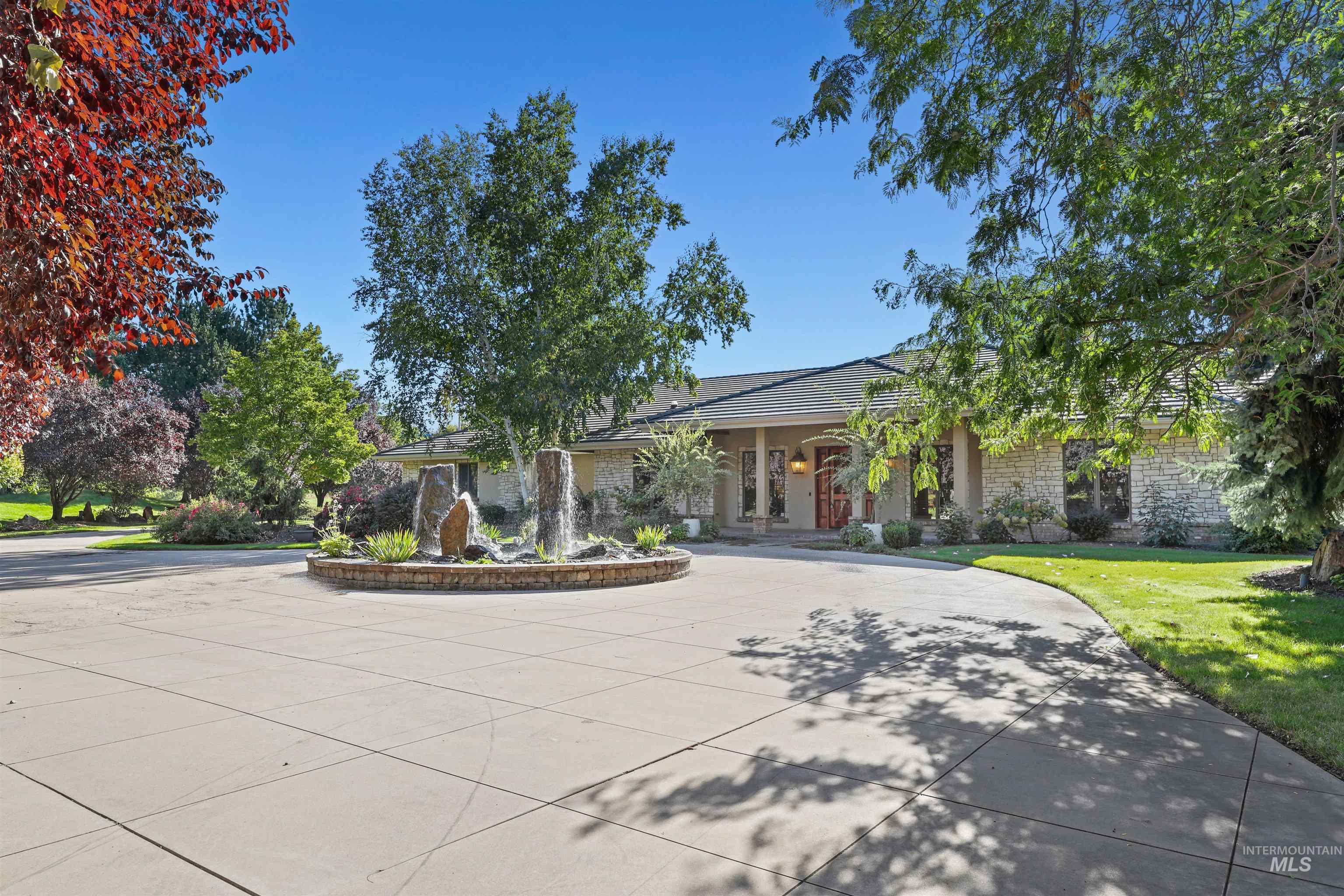 800 S Moon Beam Way, Eagle, Idaho 83616, 4 Bedrooms, 4.5 Bathrooms, Residential For Sale, Price $2,749,000, 98963028