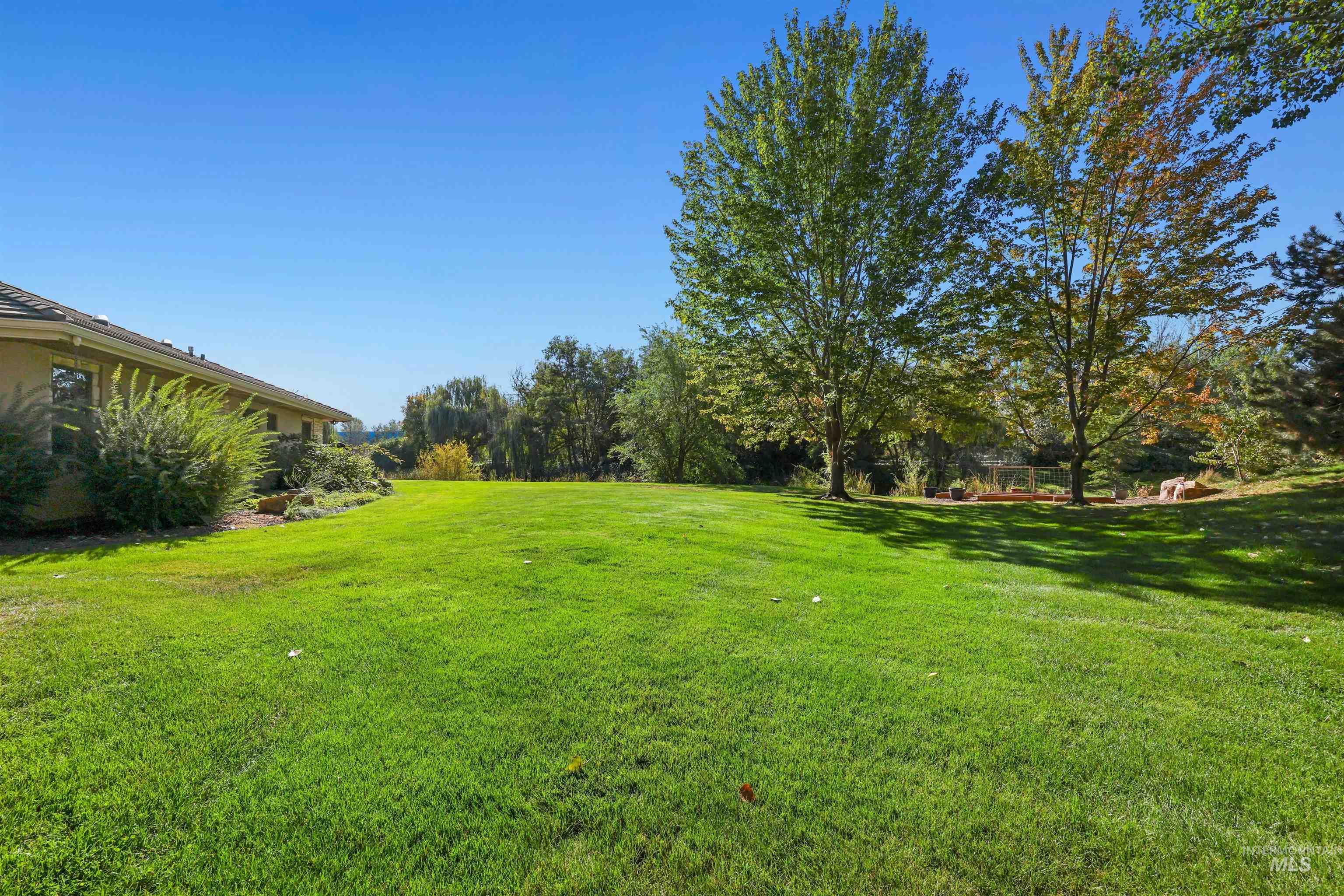 800 S Moon Beam Way, Eagle, Idaho 83616, 4 Bedrooms, 4.5 Bathrooms, Residential For Sale, Price $2,749,000, 98963028