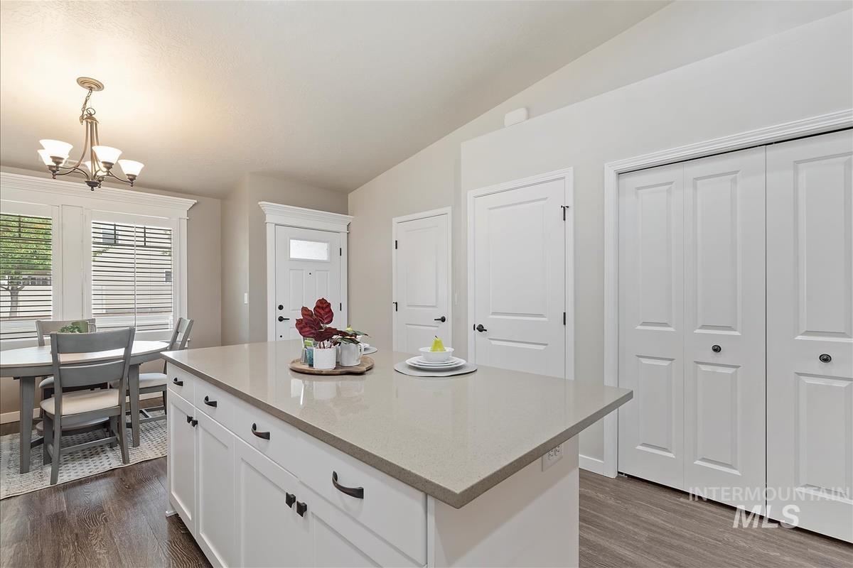 2753 E Apricot Dr, Meridian, Idaho 83646, 3 Bedrooms, 2 Bathrooms, Residential Income For Sale, Price $415,000, 98963223